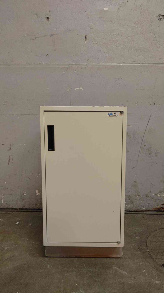 18" Lab Crafters Door Only Casework (108671)