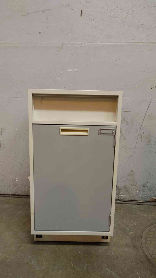 18" Recessed Single Door Casework (108706)