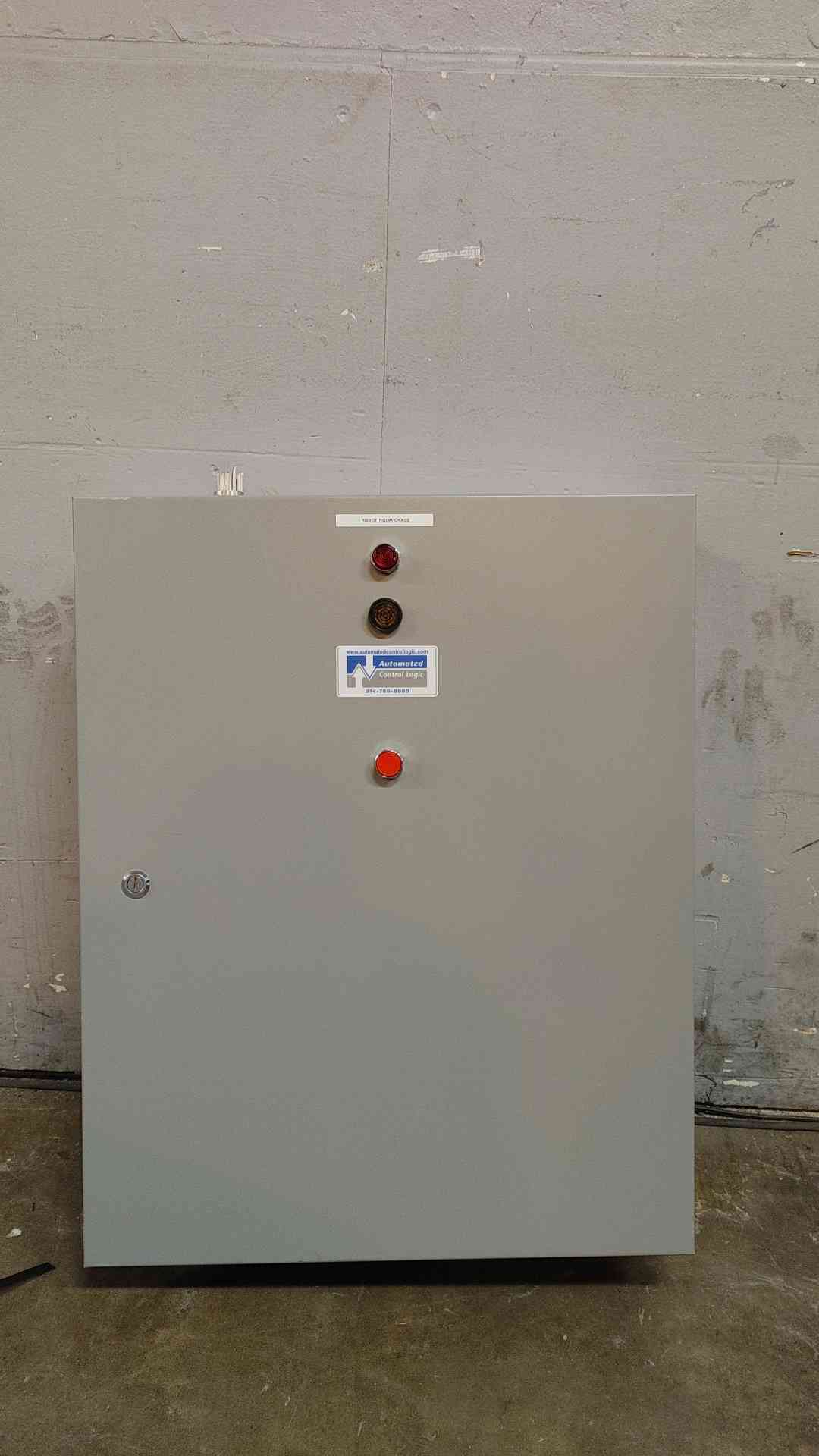 Hoffman control panel W Schneider Electric Andover Continuum i2920-D Terminal Controller