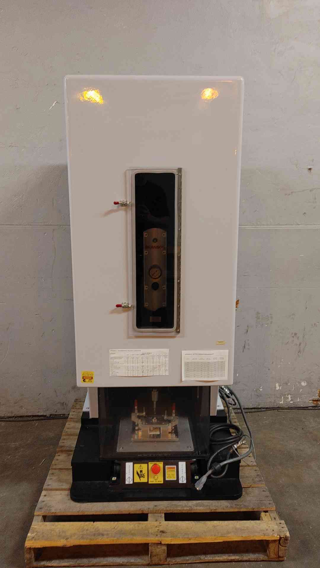 Branson 2000X Series Ultrasonic Assembly Welding System