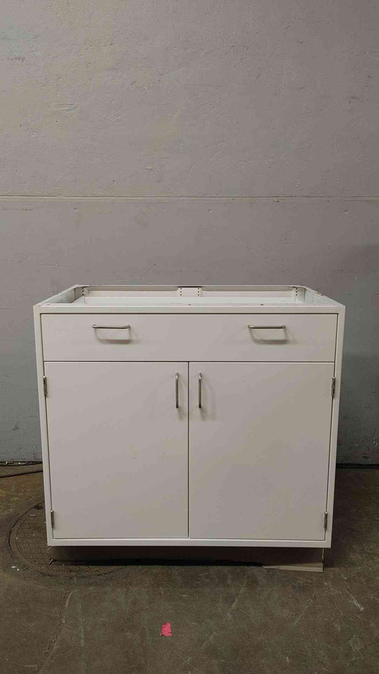 3' Jamestown Mixed Casework (109223)
