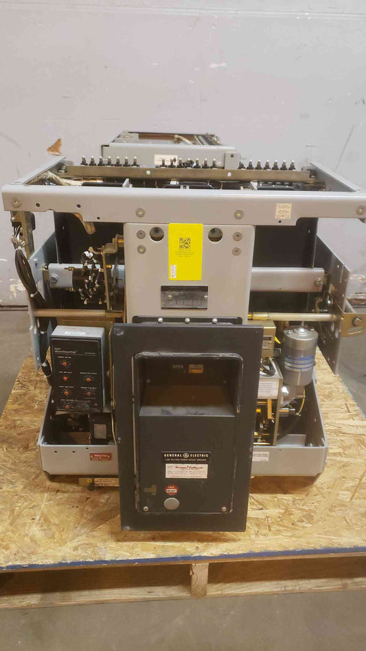 GE 4000A 635V Max Low Voltage Power Circuit Breaker AKR-8D-100-1 (SKU: 109426)