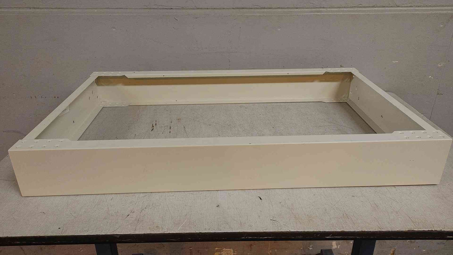 36" Drawerless Apron Eggshell (109522)