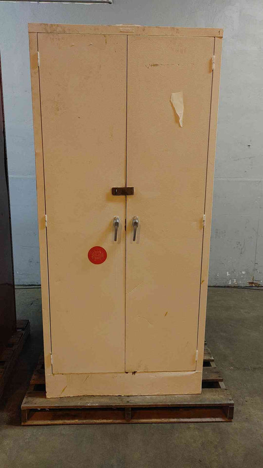 Metal Storage Cabinet with Shelves 20x36x78 (SKU: 109888)