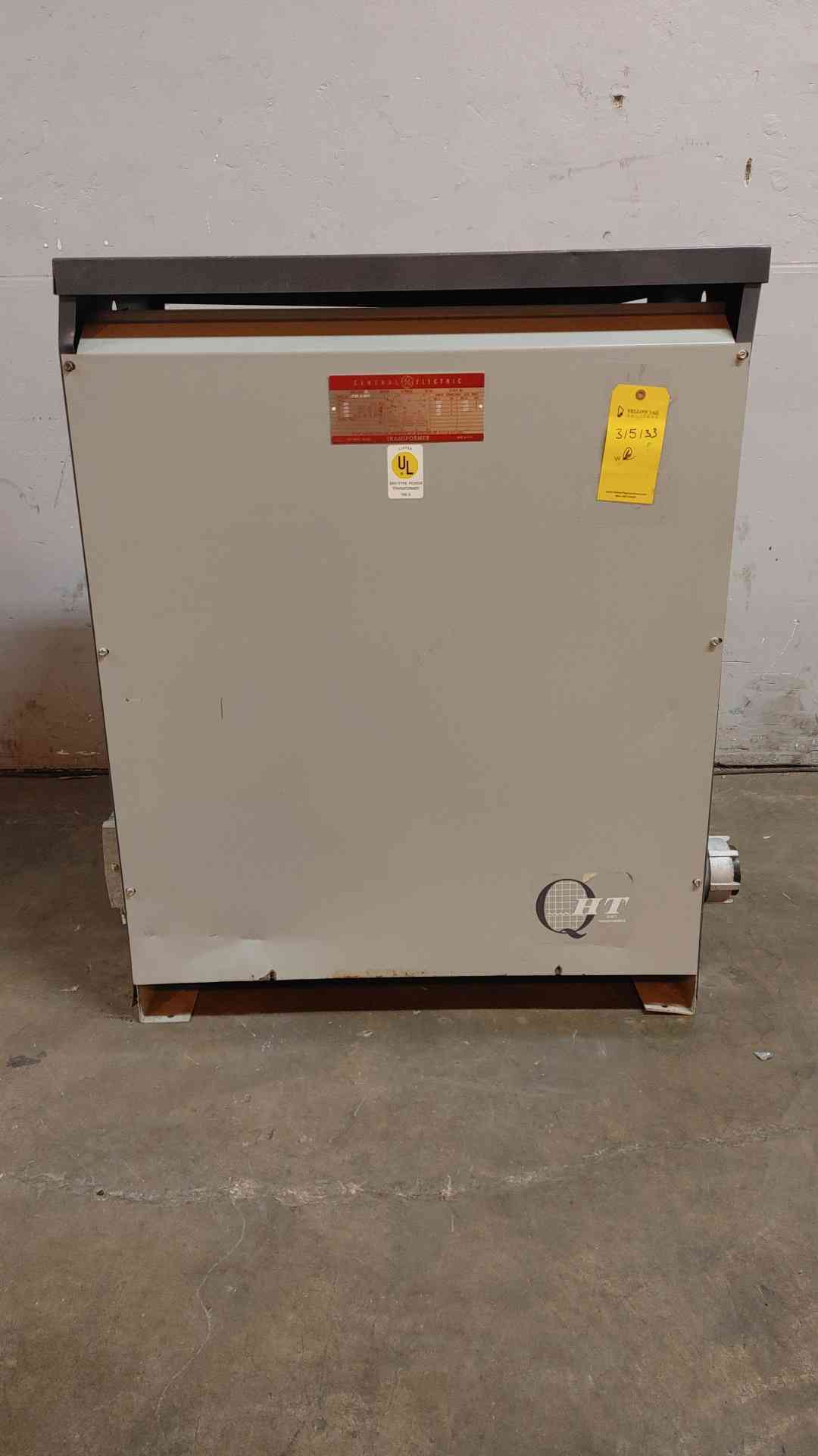 225KVA GE Dry Type Transformer 9T23-B-3877 480V x 208/120
