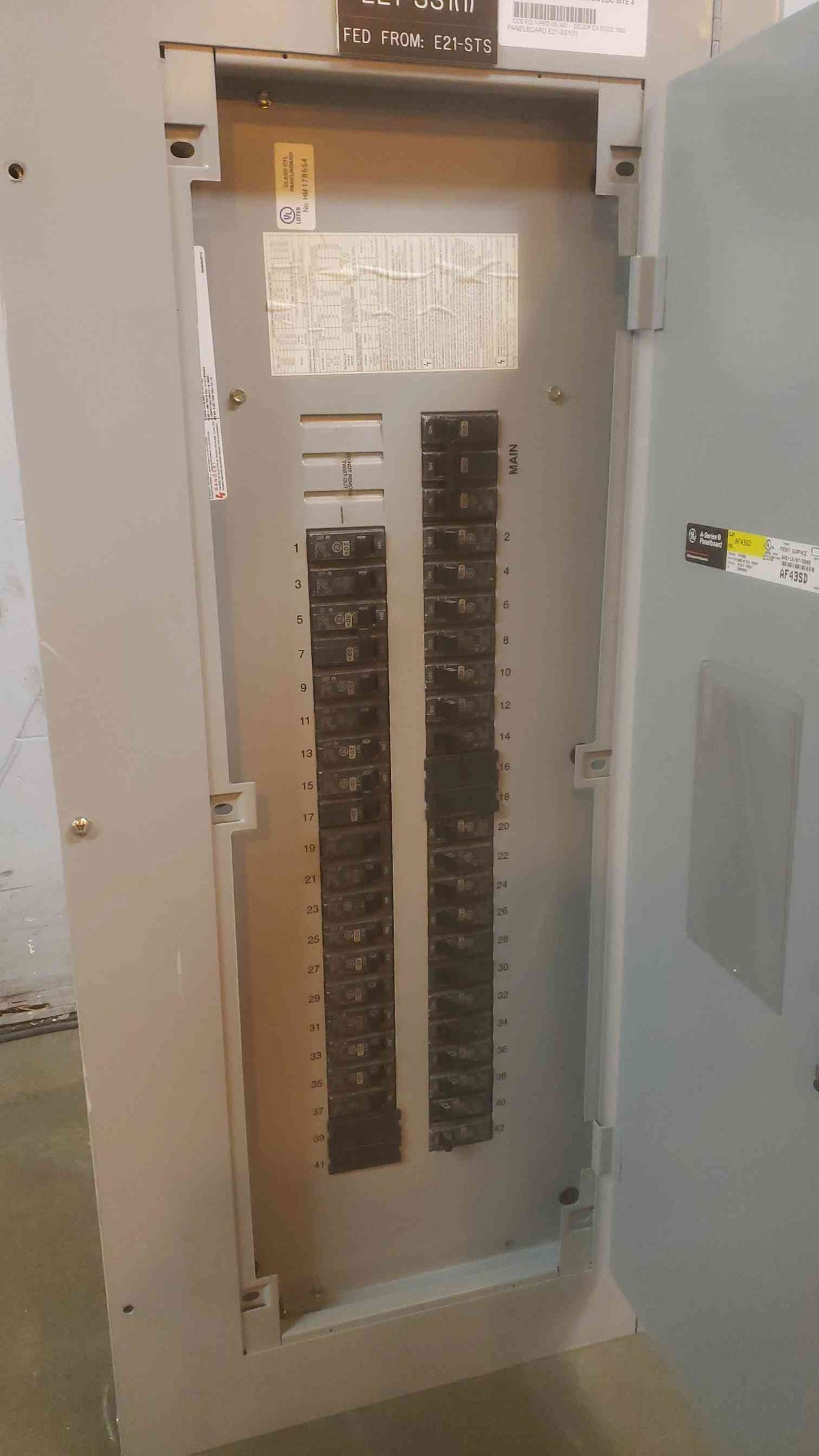 GE  3PH 4W A-Series Panelboard AF43SD w Main(SKU: 110374)