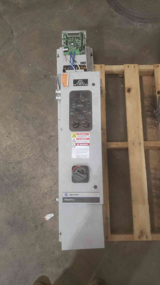 AS IS Allen-Bradley PowerFlex Adjustable Frequency AC Drive 7.5HP, 460V, 13.1A VFD