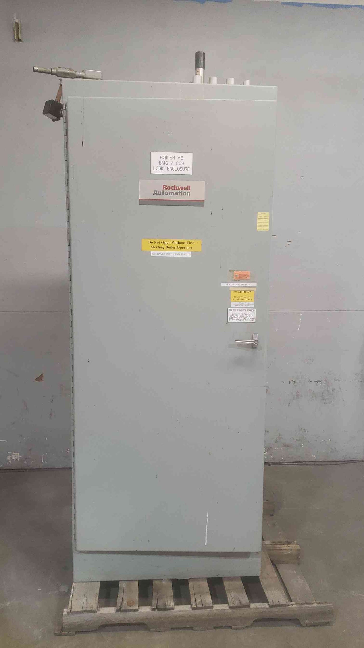 Rockwell Automation Control Panel 1606-XL (SKU: 110979)