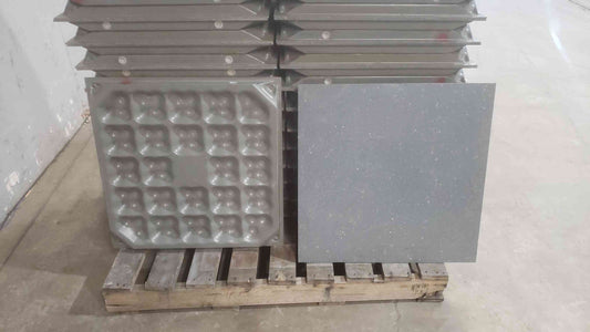 Raised Floor Tile CCN1250 24×24 (SKU: 111099)