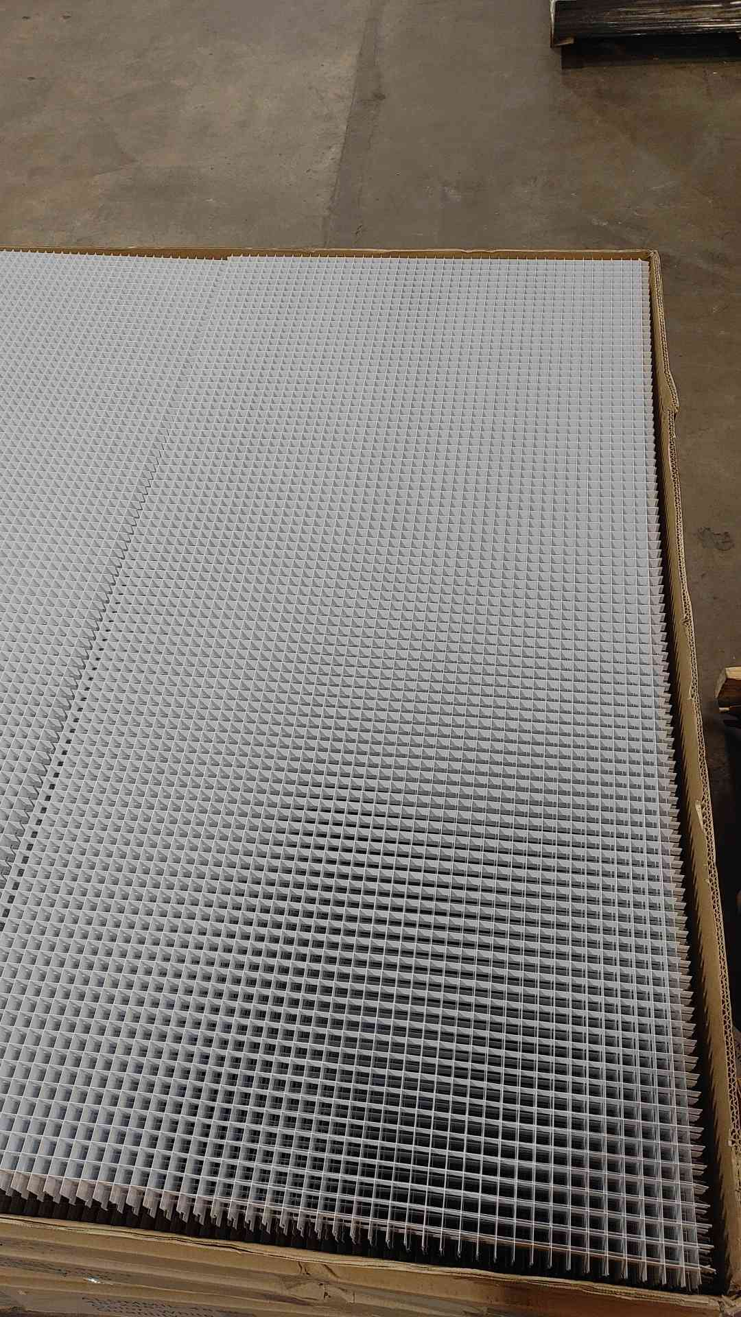 NEW ALUMWHT4848 Box of 20pcs 48x24 Aluminum Eggcrate Core