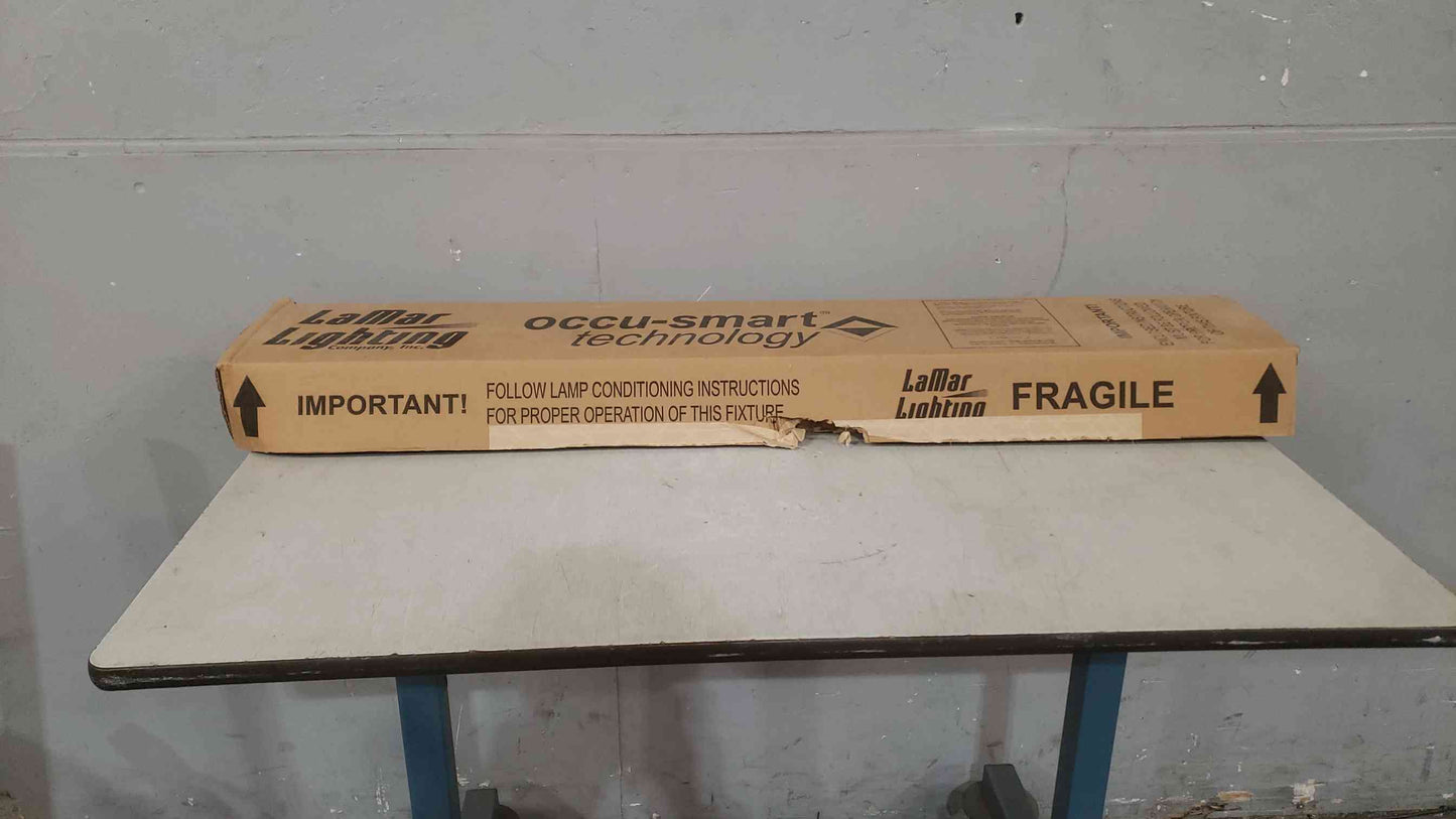 New Lamar Lighting 4' Voyag LED Light VOL48AFA35-AS-BTESR2