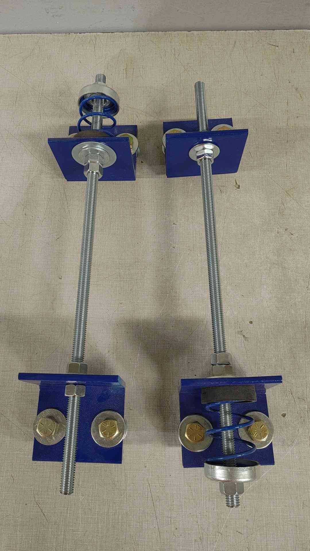 New Thrust Restraint HSR 1-35 (Pair) (SKU: 111535)