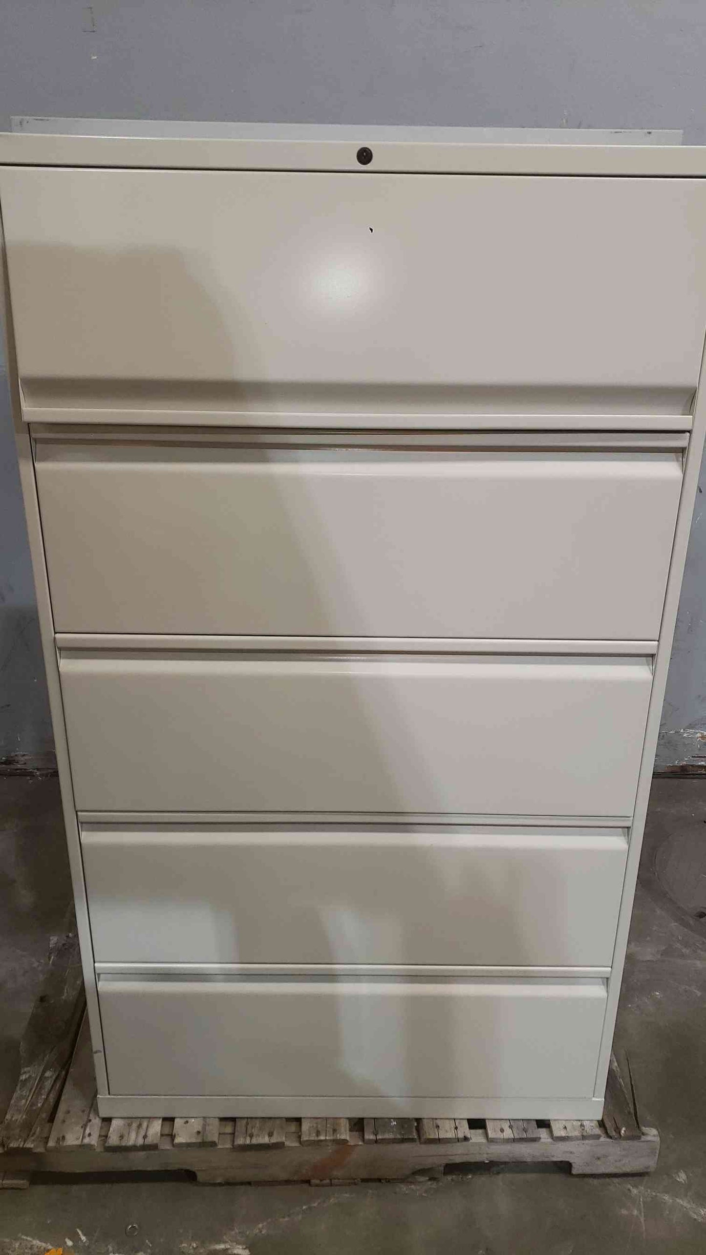 Knoll 3' 5 Tier Filing Cabinet (SKU: 111492)