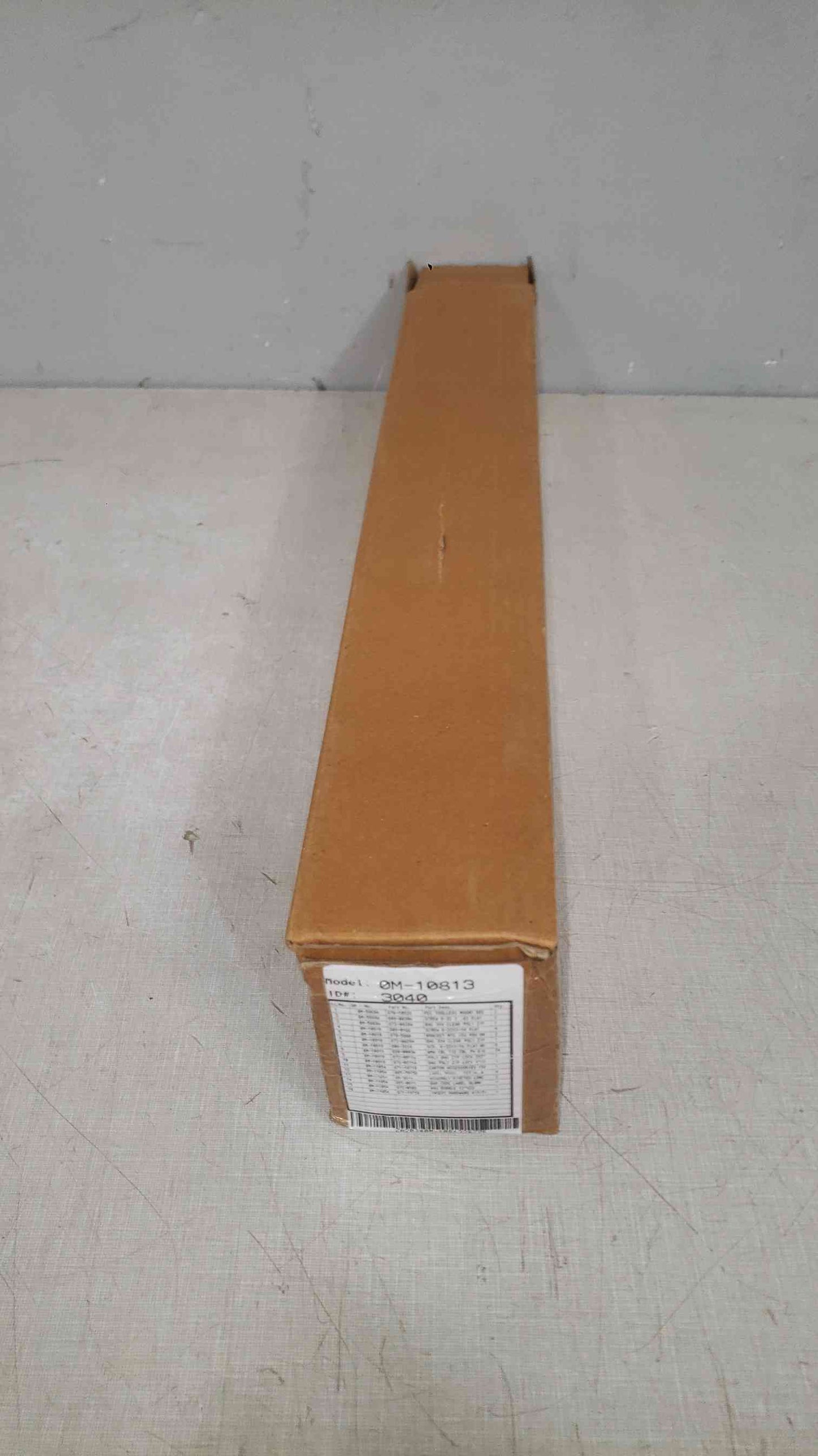 NEW APC PDU Mounting Bracket  0M-10813 (SKU: 111672)