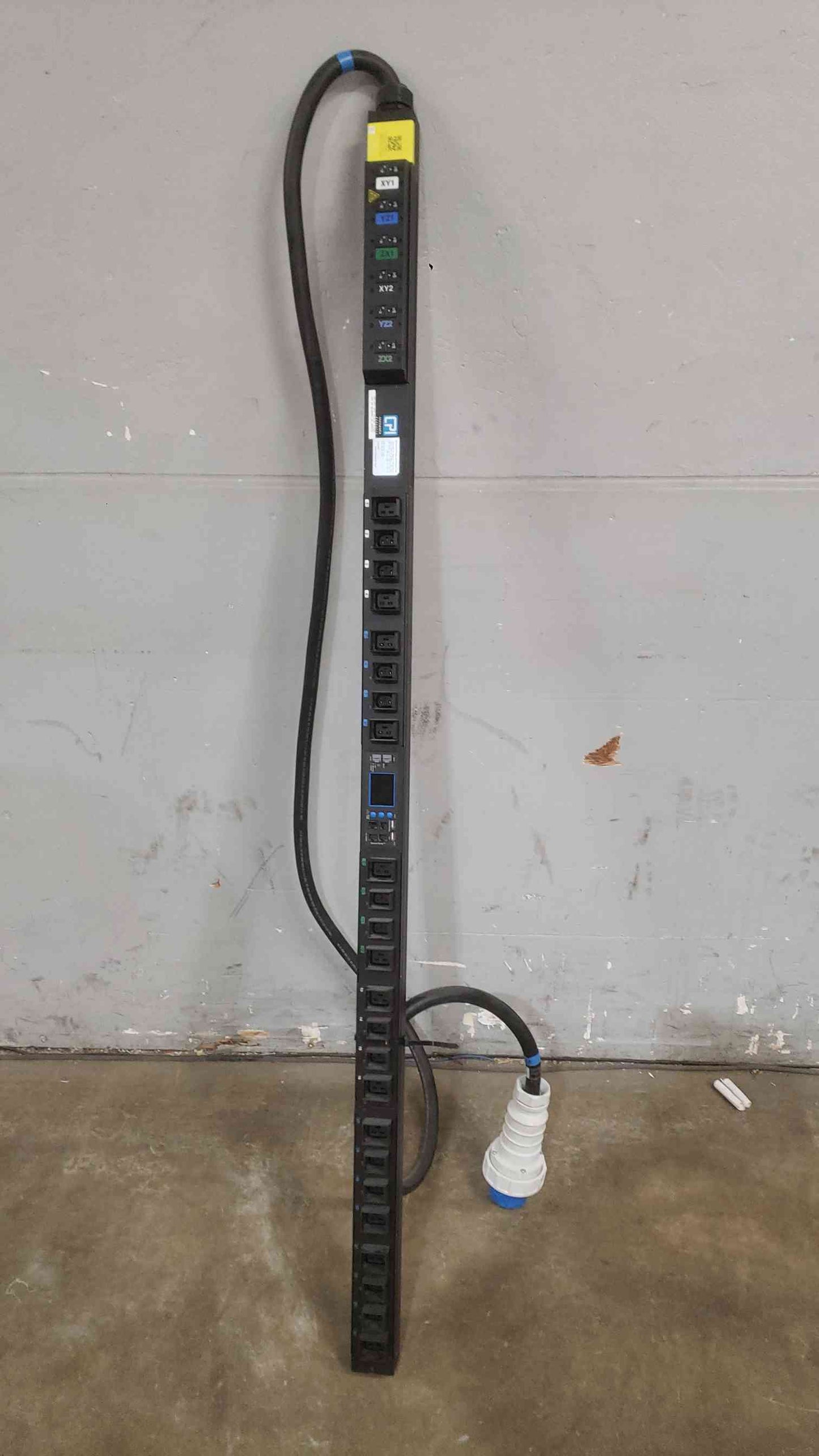 CPI 208V 12 Plug In PDU Strip L5-3V0M3 (SKU: 111846)