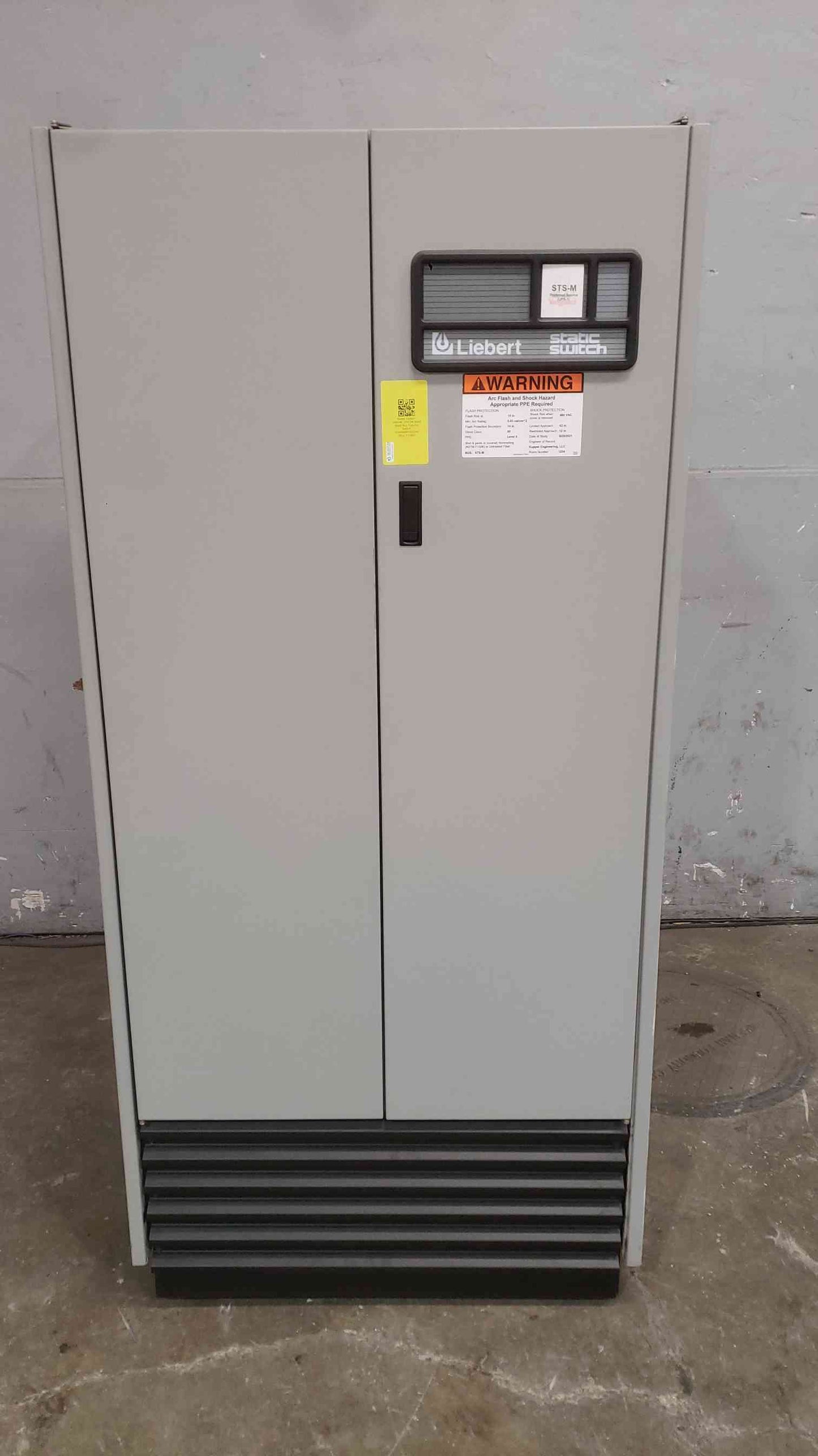 Liebert 320A 480V 3PH Static Bus Transfer Switch STS STA0400P10S3049 (SKU: 111902)