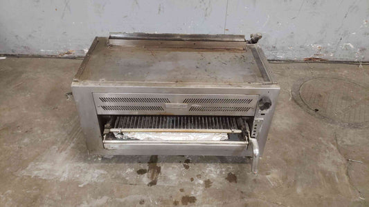 Vulcan Salamander Nat Gas Broiler (SKU: 112254)