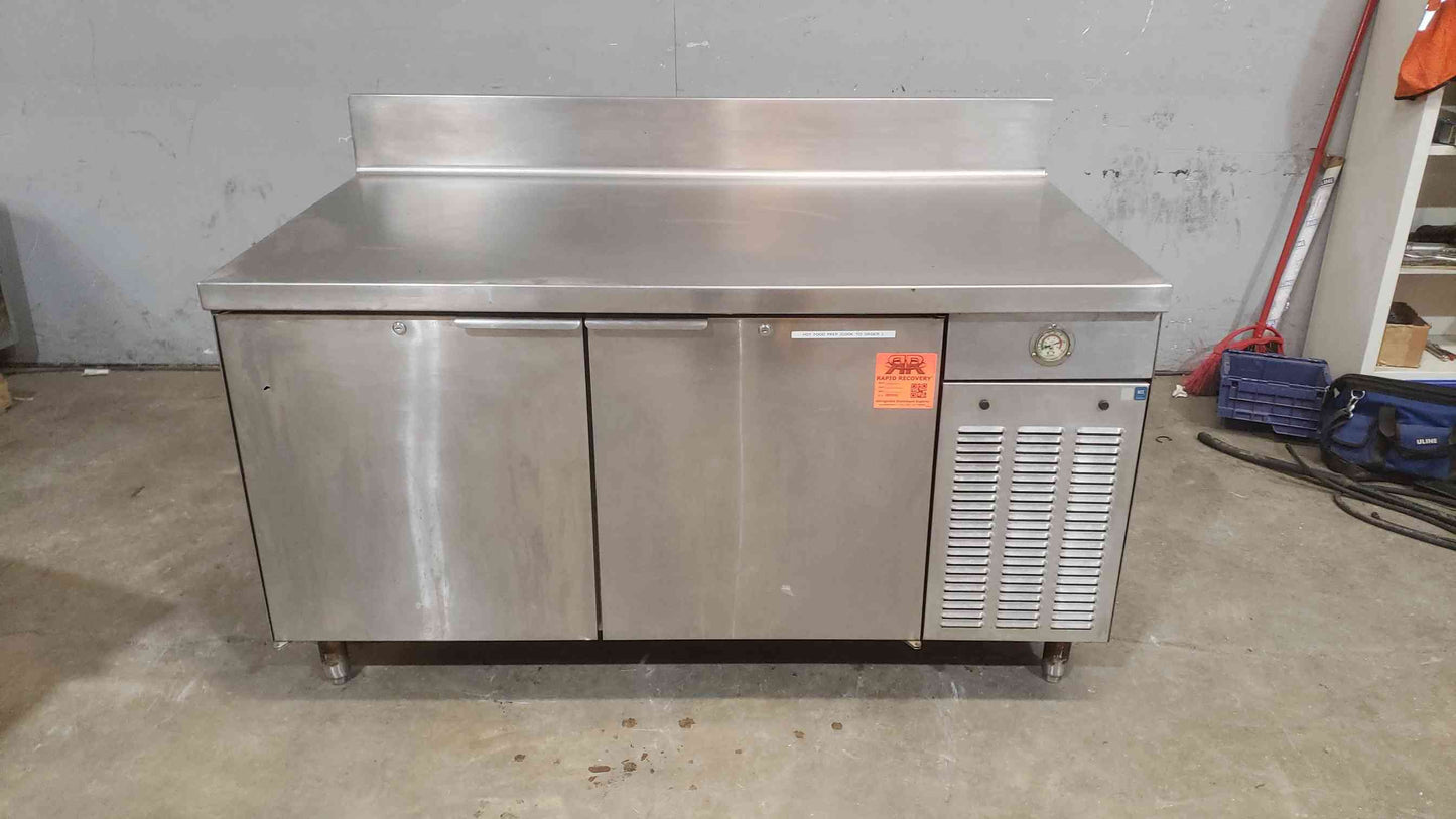 Craig MFG. 120V 3W 1PH Commercial Refrigerator/Freezer LB-5-33-SC & Prep Area (SKU: 112267)