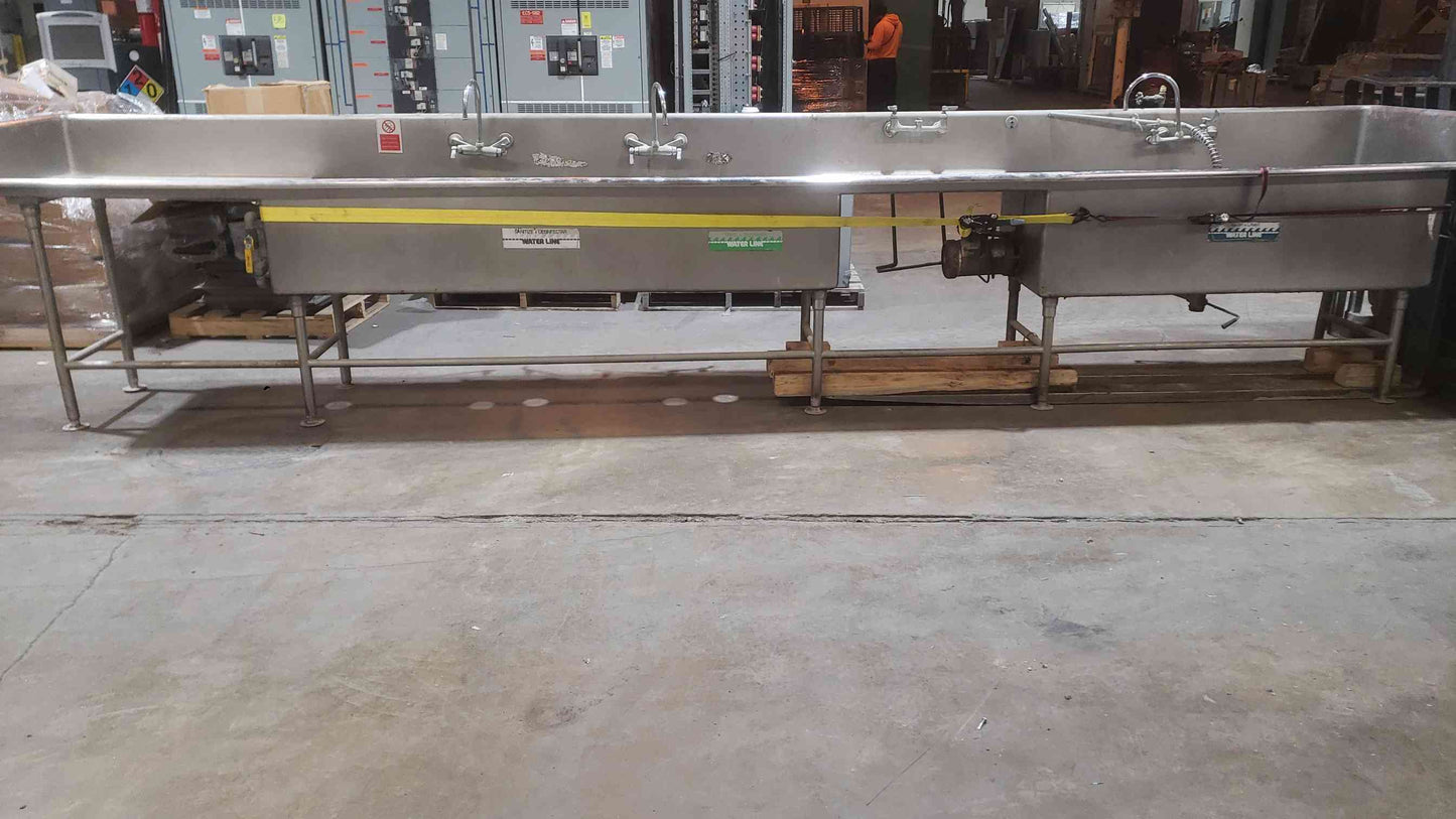Stainless Steel 17'9" 4 Basin Sink w/ Faucets (SKU: 112281)