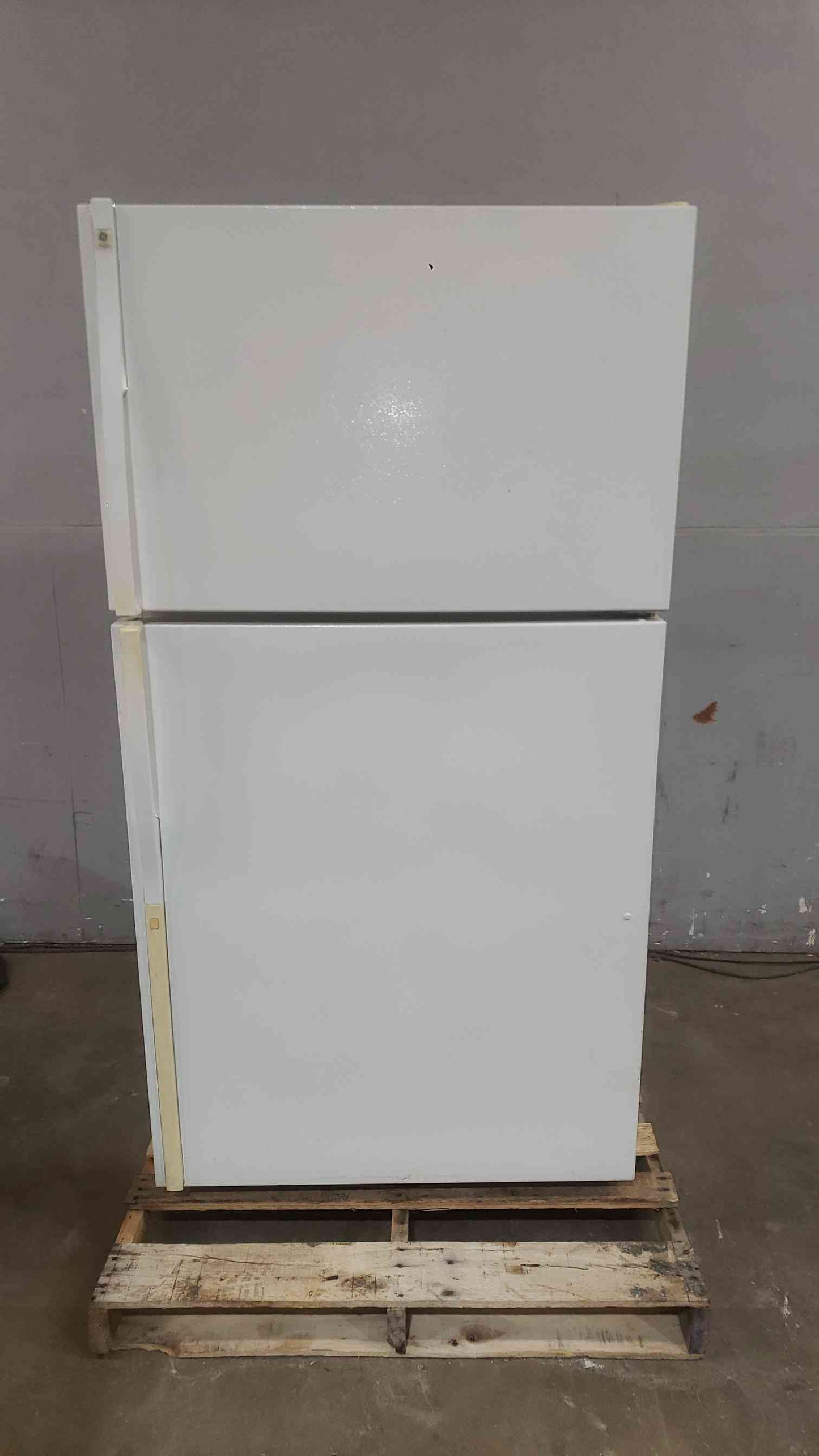 GE 115VAC 7A Household Refrigerator TBX25PABLRWW (SKU: 112428)