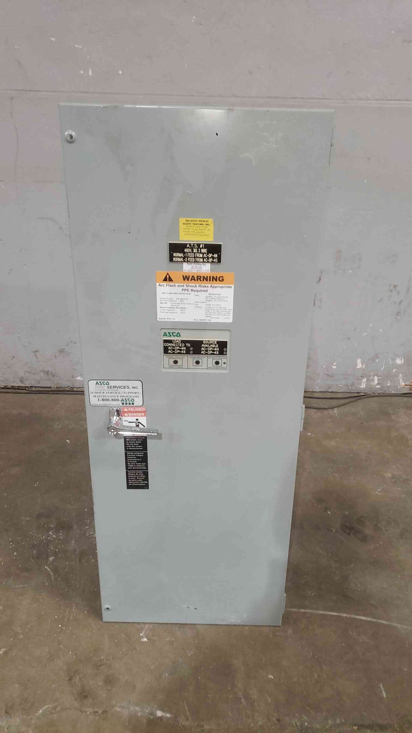 ASCO Series 300 400A 480V 3PH Automatic Transfer Switch ATS E0300030400N10C