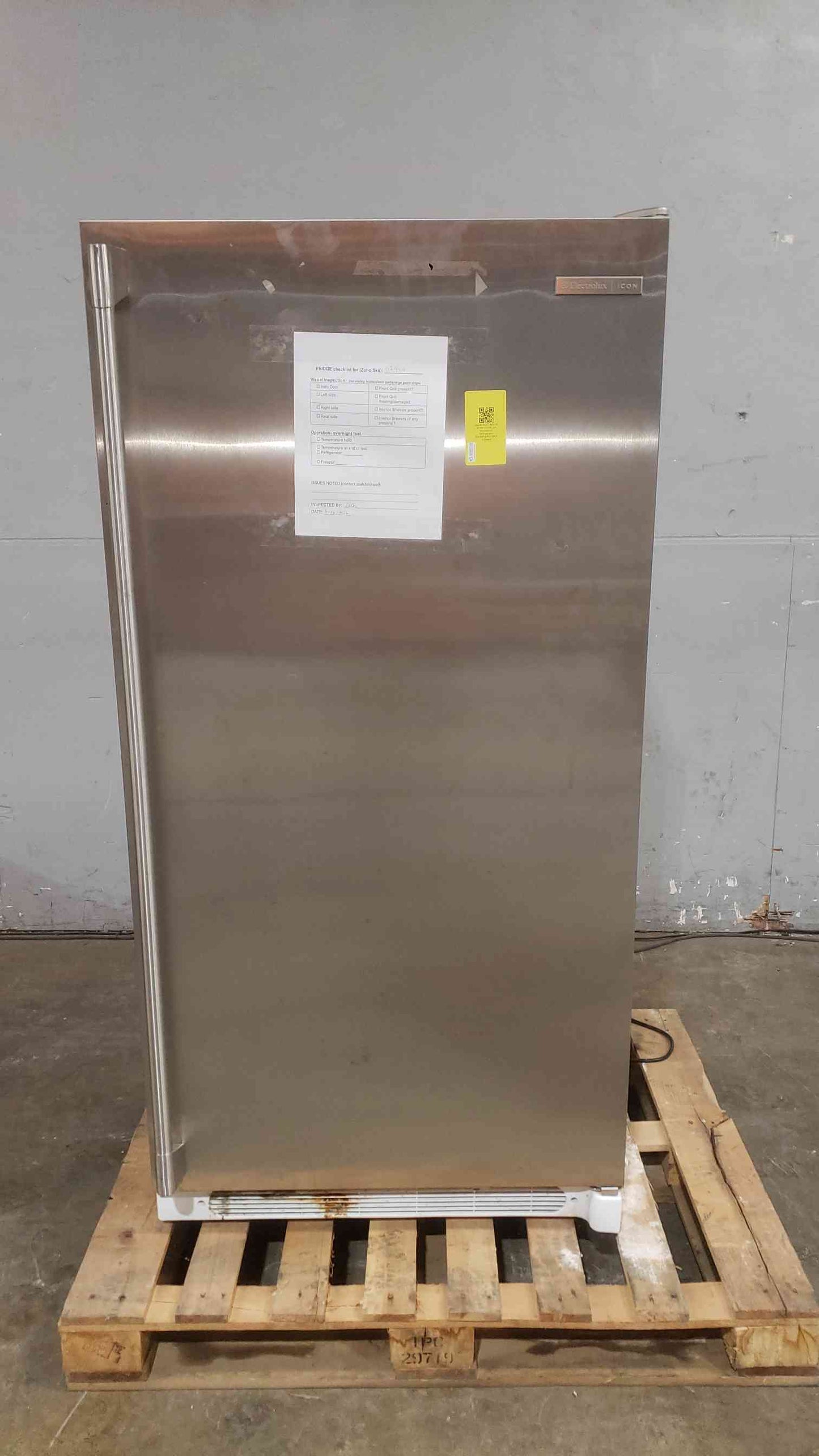 ELECTROLUX ICON 115VAC 5A Stainless Cafeteria Refrigerator E32AR75FPS5 (SKU: 112449)