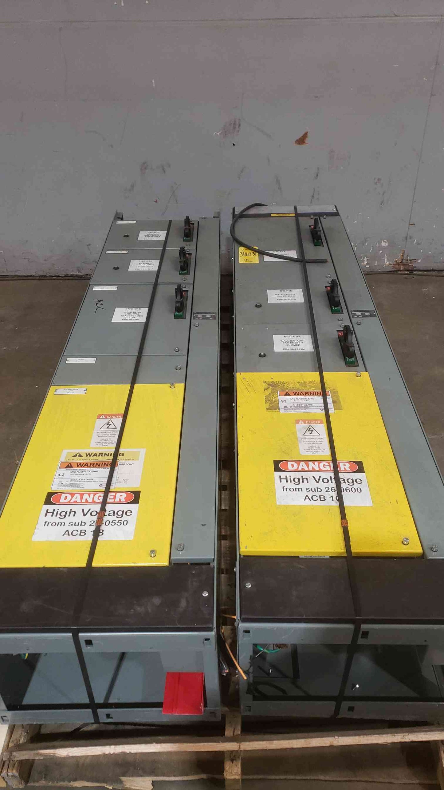Allen-Bradley 2100 MCC 2-Section 1200A 600V 3PH w/ 6 Buckets Centerline Series (SKU: 112462)