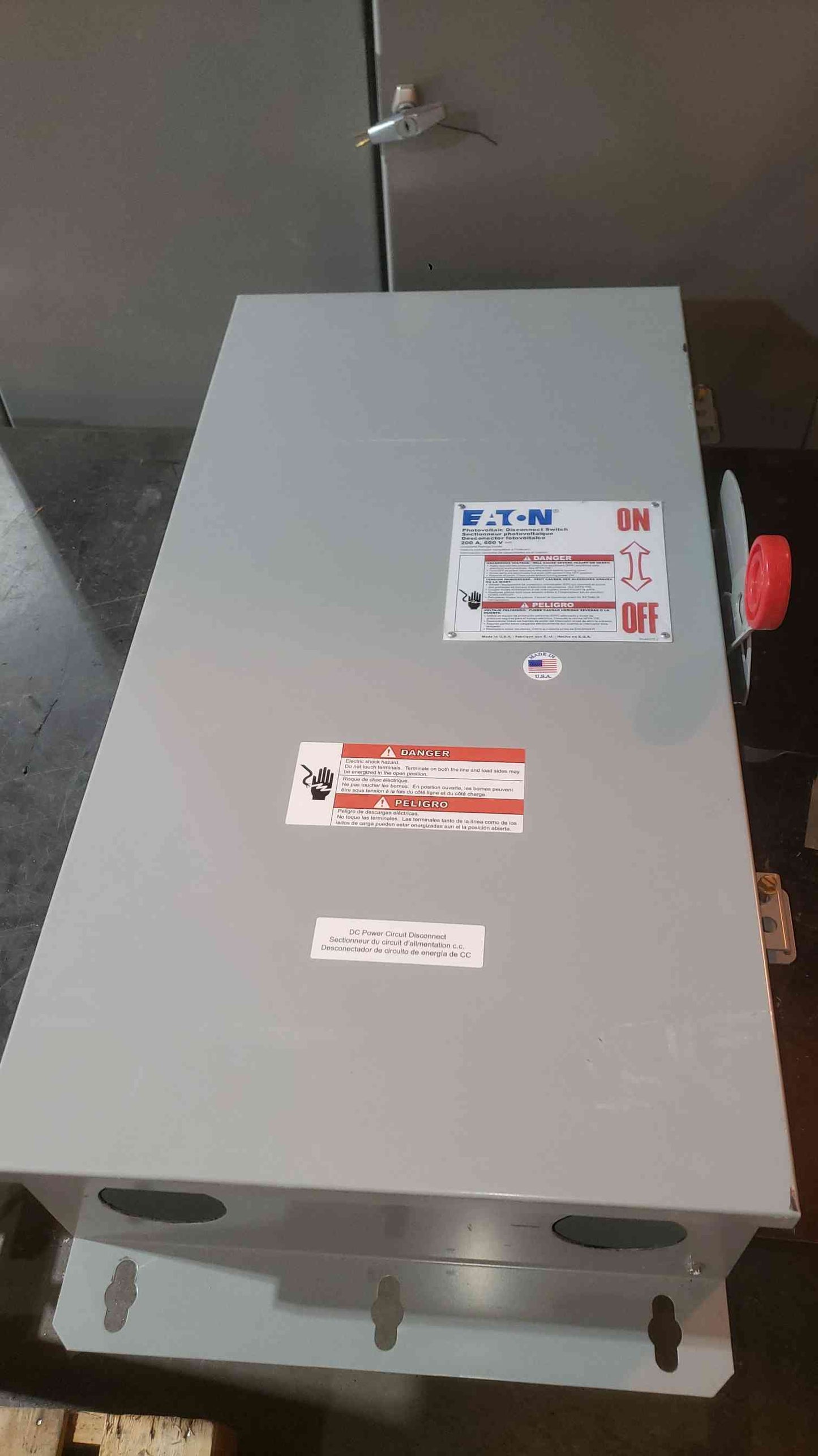 EATON 200A 600VDC Type 3R Enclosure DCU2064URM2 (SKU: 112571)