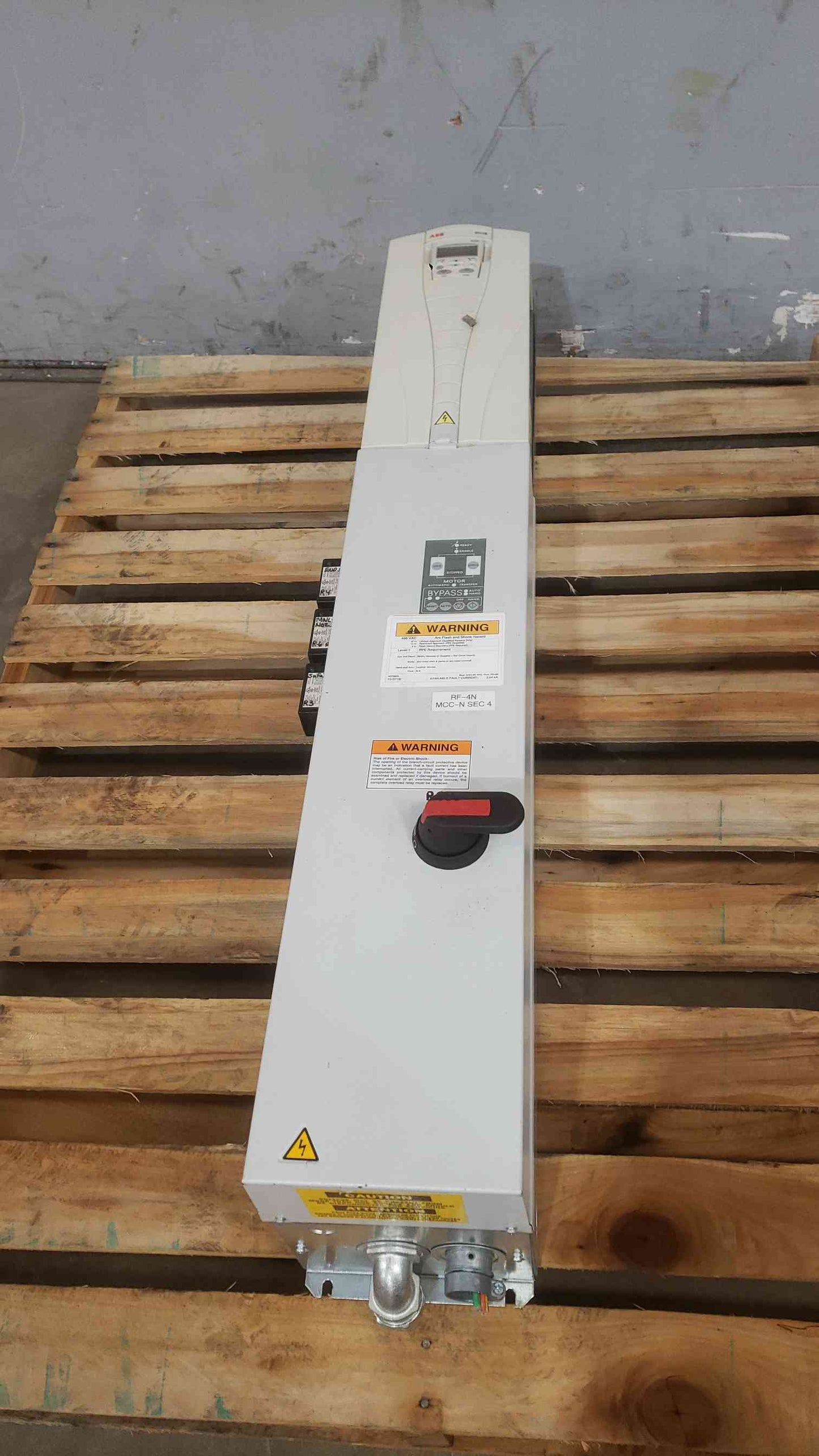 ABB 380-460 3PH VFD ACH550-VD-038A-4+F287 Variable Frequency Drive (SKU: 112632)