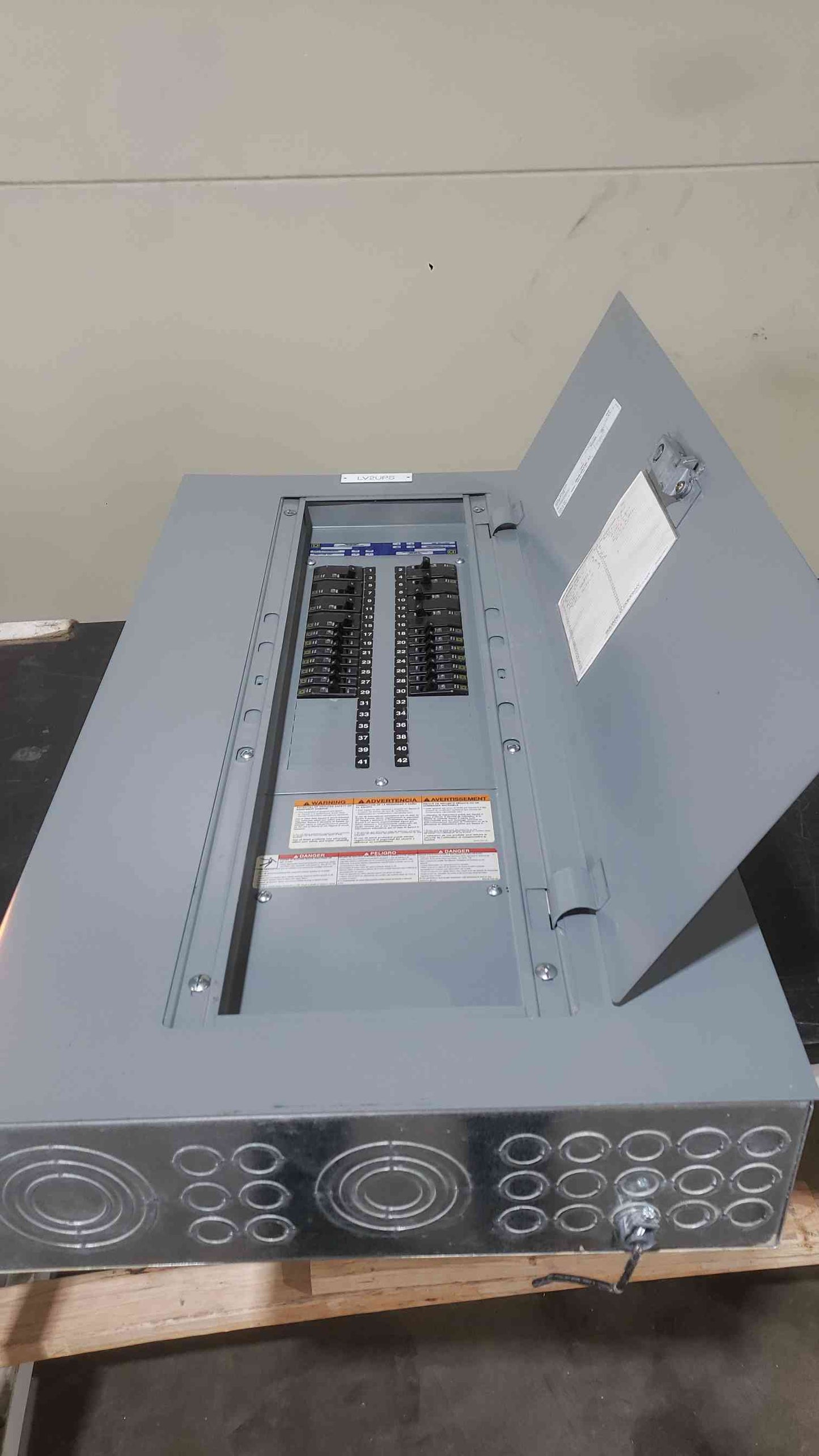 Square D 100A 208Y/120 3PH 4W Panelboard NQOD (SKU: 112709)