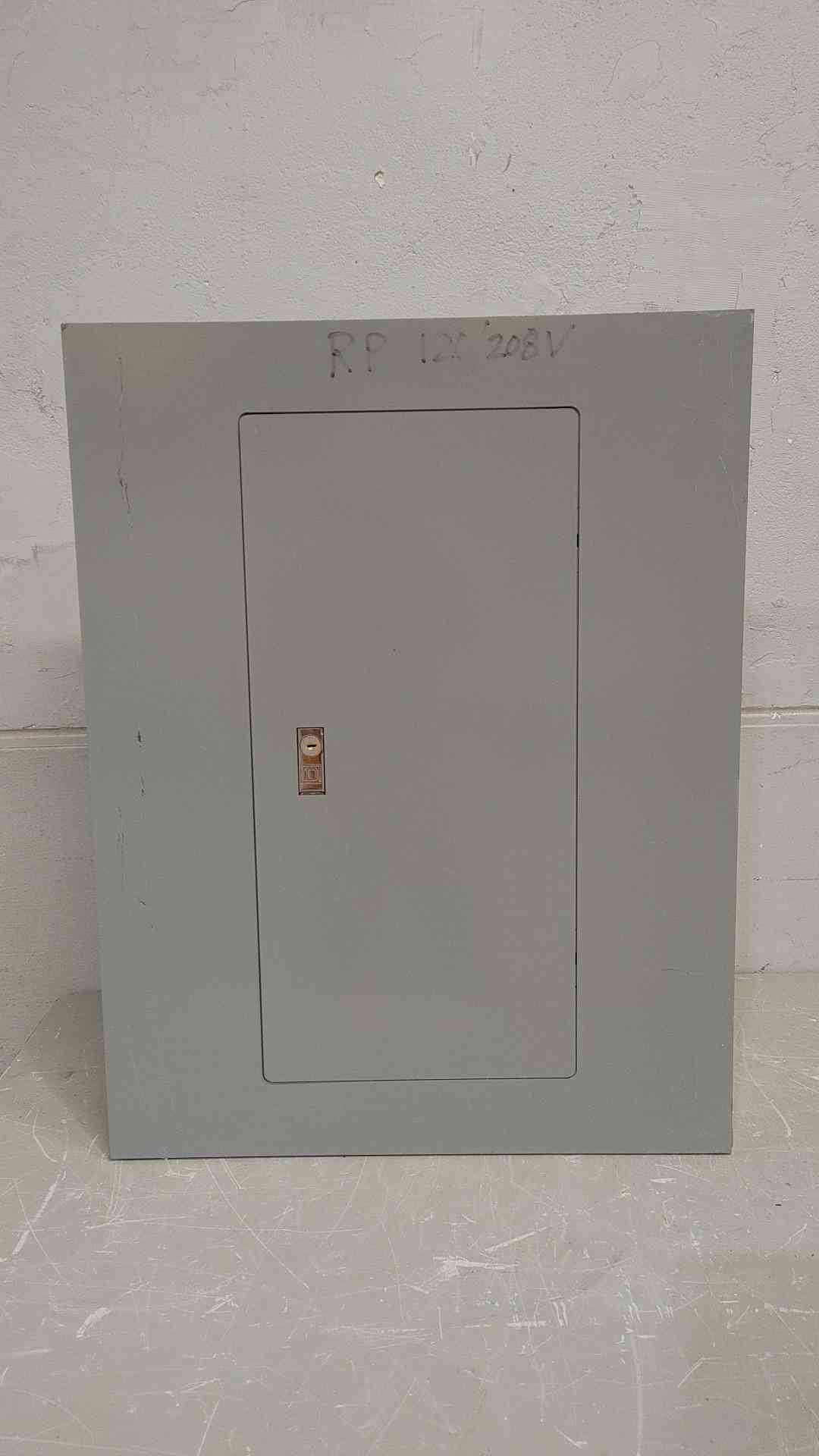 Square D 100A 240/120V 3PH 4W Panelboard NQOD430L100CU(SKU: 112731)