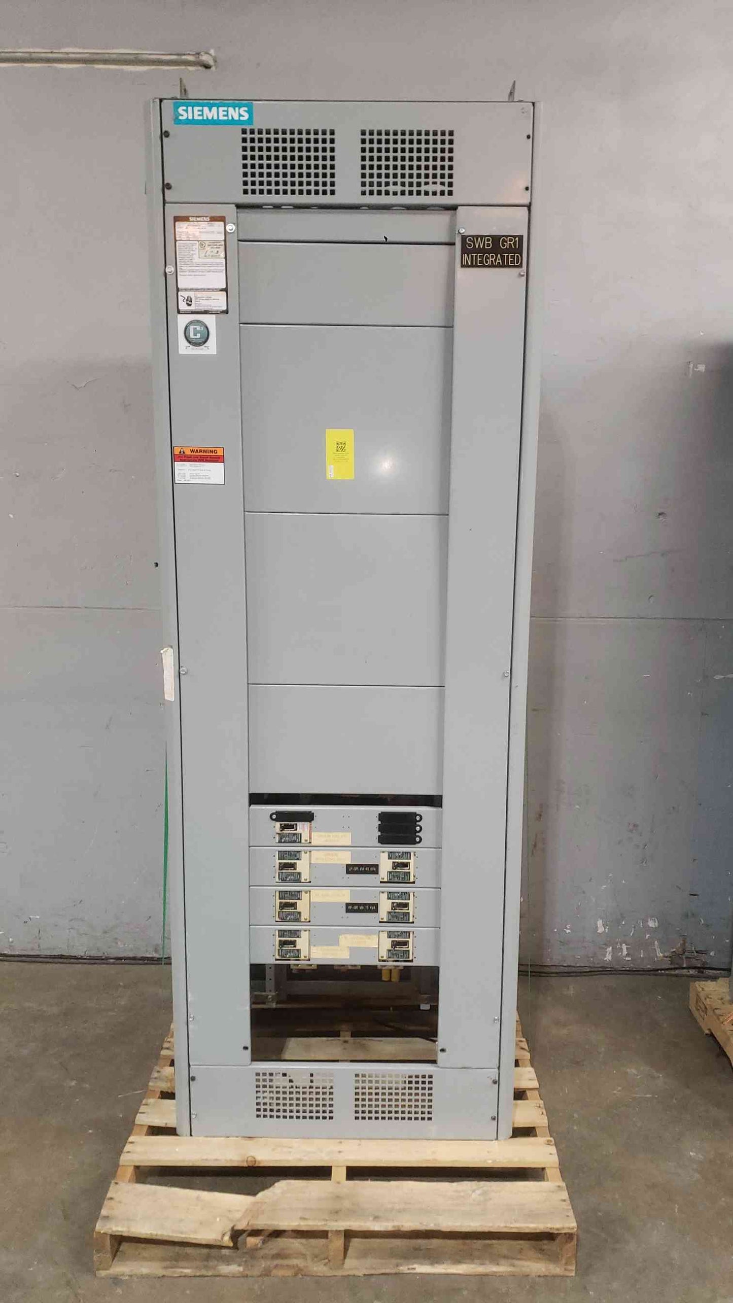 Siemens SB3 Switchboard 400A 480V 3PH 3W | 65kA | Includes (7) HEB Breakers (SKU: 112759)