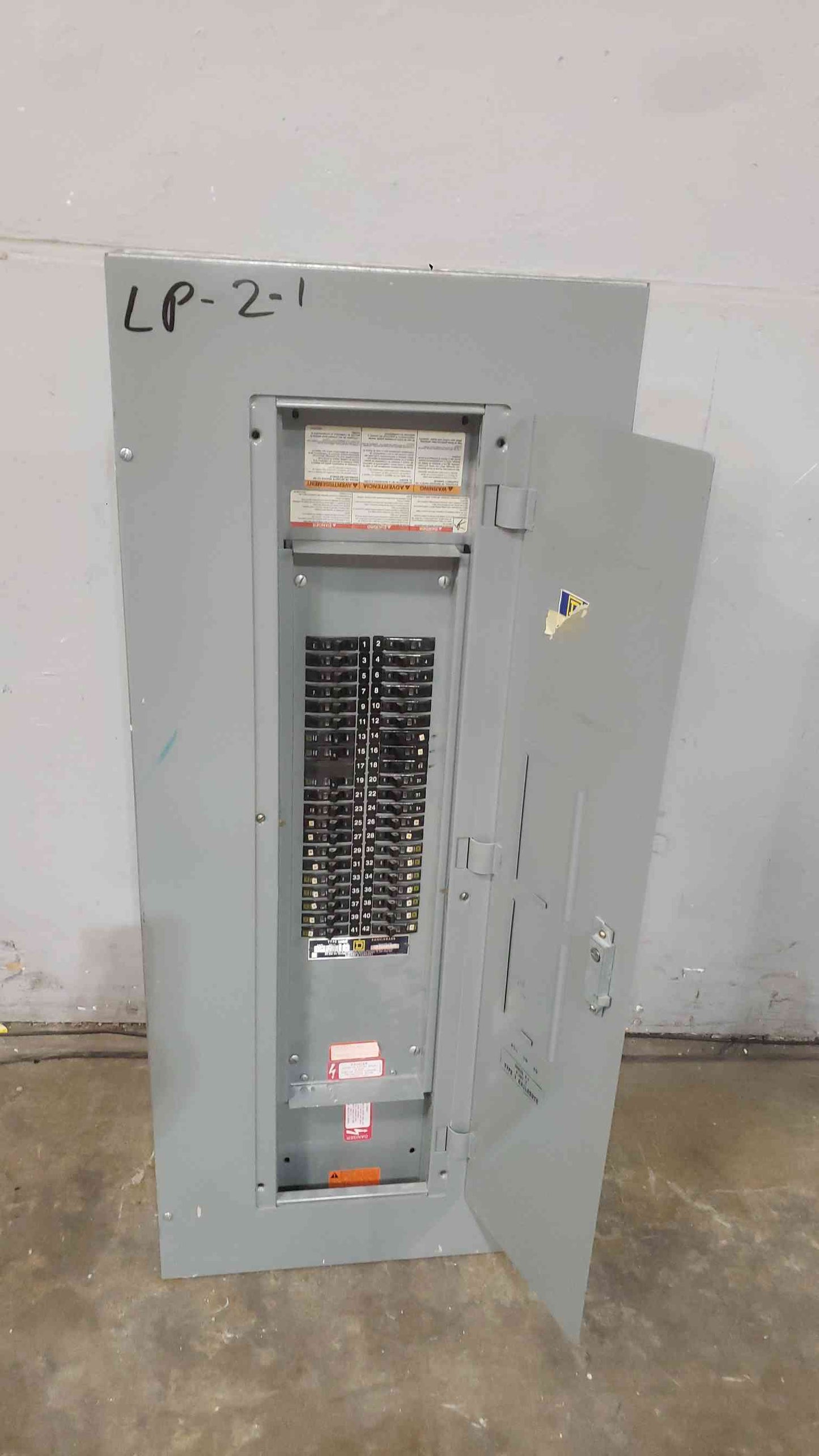 Square D NQOD Panelboard 150A 208Y/120V 3PH 4W 42-Space Panel with QO Breakers (SKU: 112790)