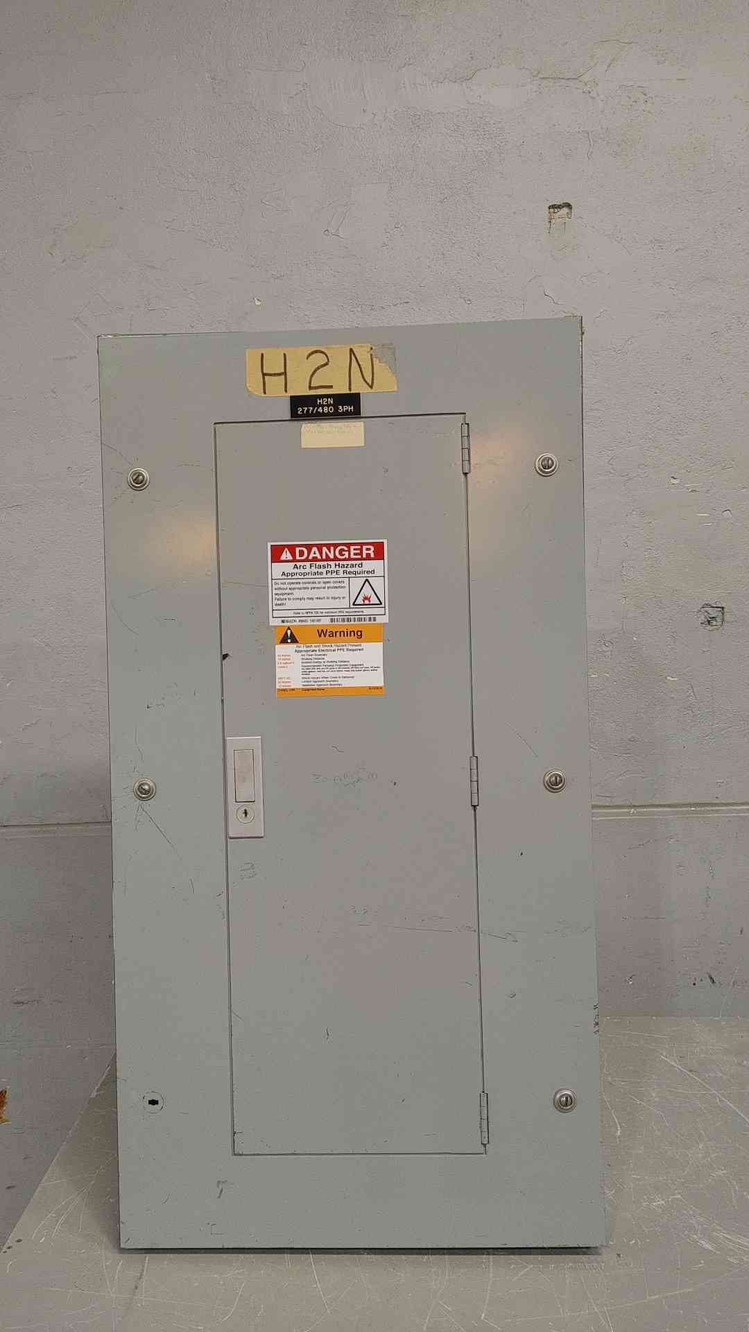 Siemens I-T-E CDP-7 Panelboard 225A 480Y/277V 3PH 4W 42-Circuit Distribution Panel (SKU: 112817)