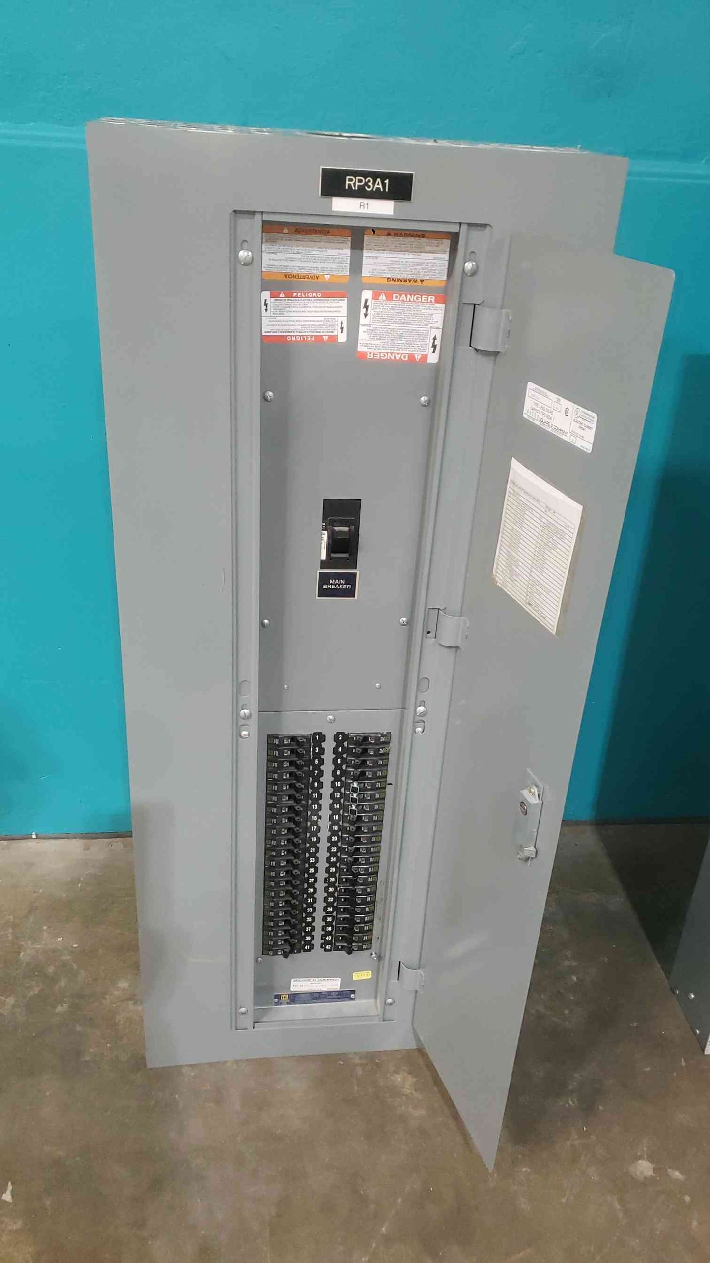 Square D NQOD 225A Panelboard 120/208V 3-Phase 42-Circuit Copper Bus QJL36225 Main (SKU: 113110)