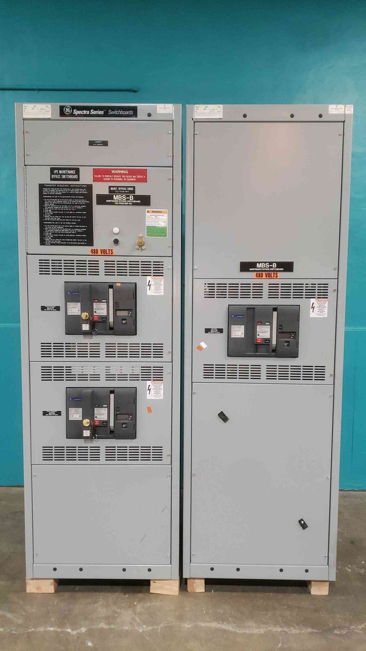 GE Spectra Series 1600A Switchboard | 480V 3P 4W | 65kA | (3) SSF16B216 Breakers (SKU: 113179)