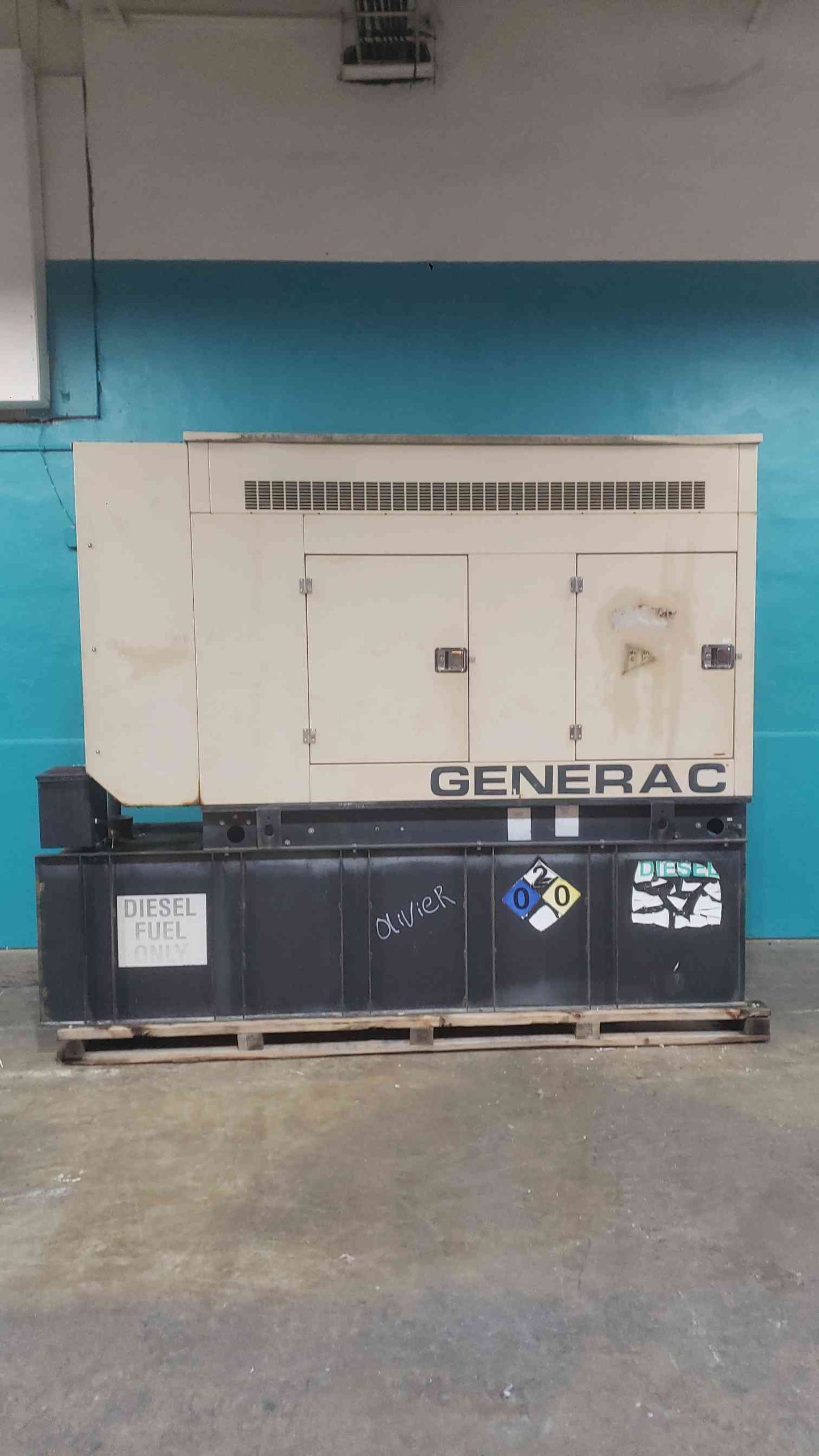 60KW GENERAC SD060 120/240 250A 1PH Diesel 42 Hrs. AS-IS