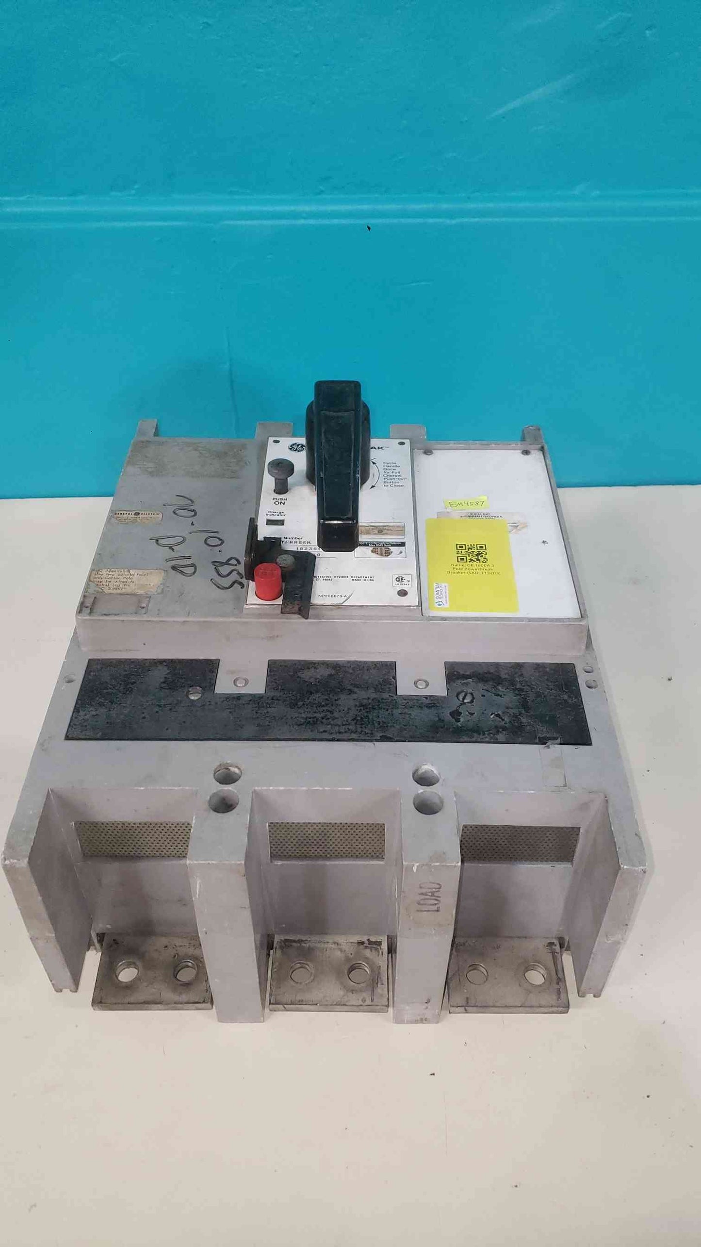 GE PowerBreak 1600A Circuit Breaker TPMM56M 3-Pole 600V Stationary Manual 1600 Amp (SKU: 113203)