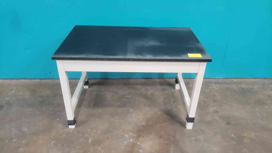 4' Sitting Height Black Epoxy Lab Table (SKU: 113569)