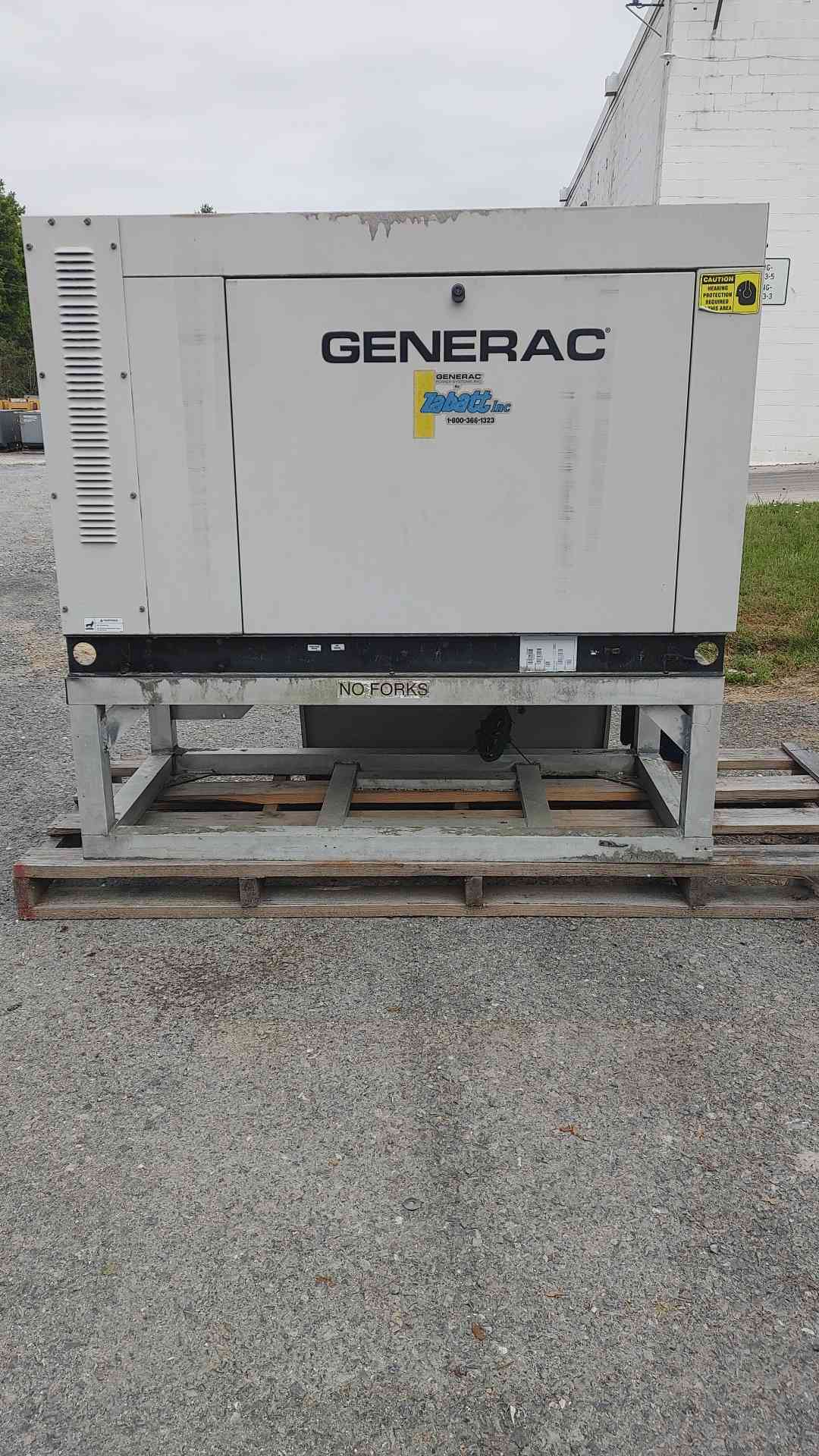 Generac SG030 30kW Natural Gas LP Generator 120/240V 1-PH 0051911 692 Hours