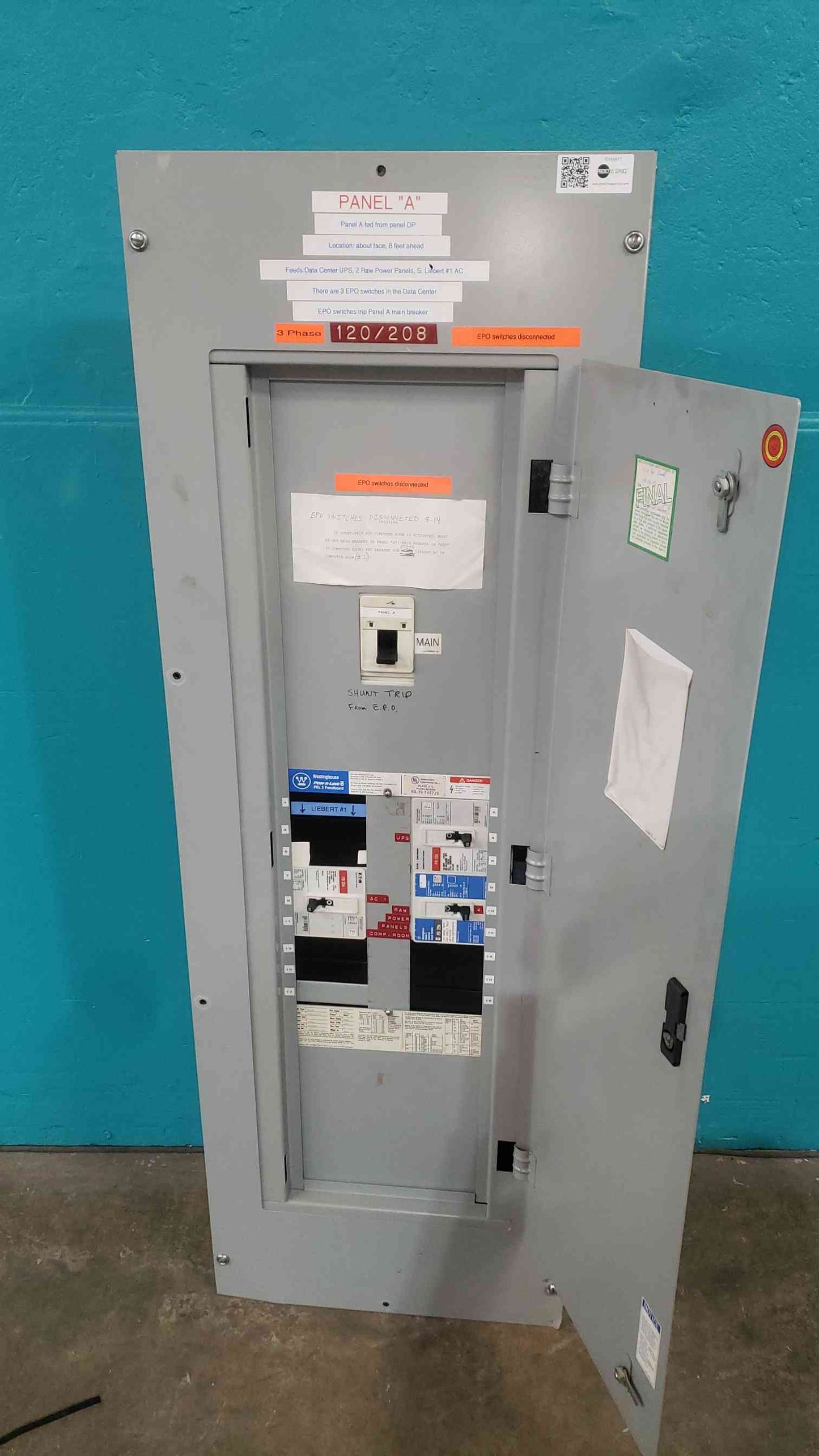 Eaton Westinghouse PRL3 400A Panelboard 208Y/120V 3PH with 400A 150A 100A Breakers