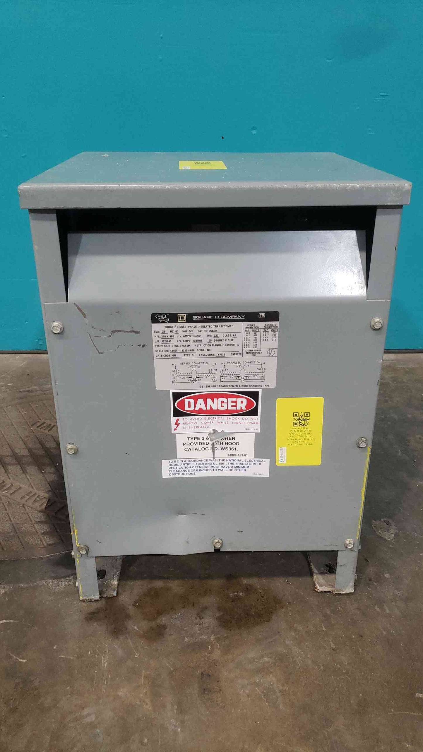 Square D 25S3H 25 KVA Single Phase Transformer 240/480V to 120/240V Dry Type