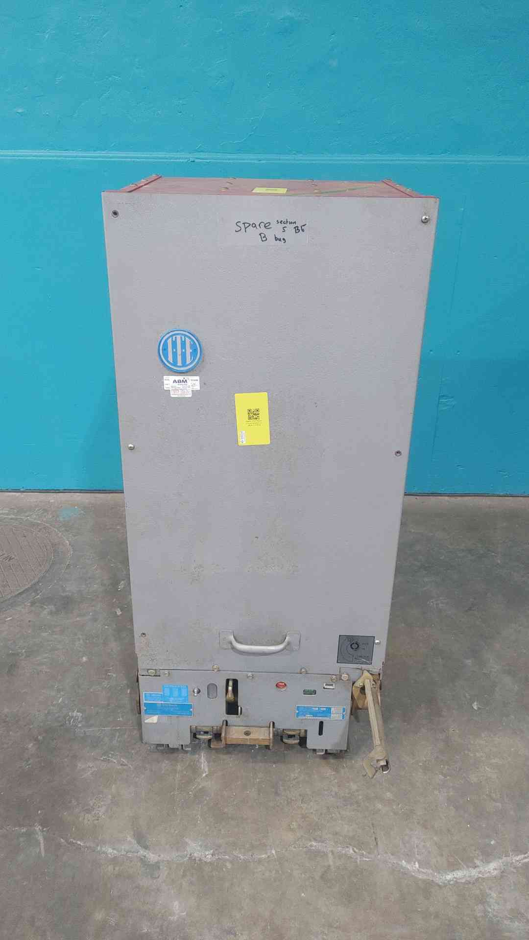 ITE 5HK250 1200 Amp 5KV Power Circuit Breaker 5HK 250 MVA 125VDC Draw Out