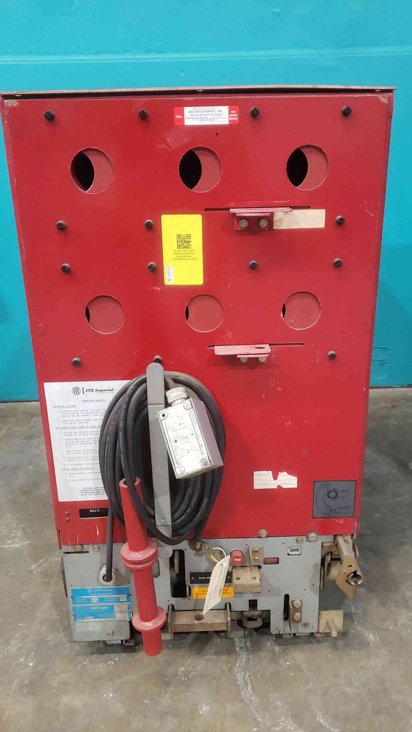 ITE Imperial 5HK Ground and Test Device 4.16KV 5HK250 G&T 125VDC Switchgear Unit