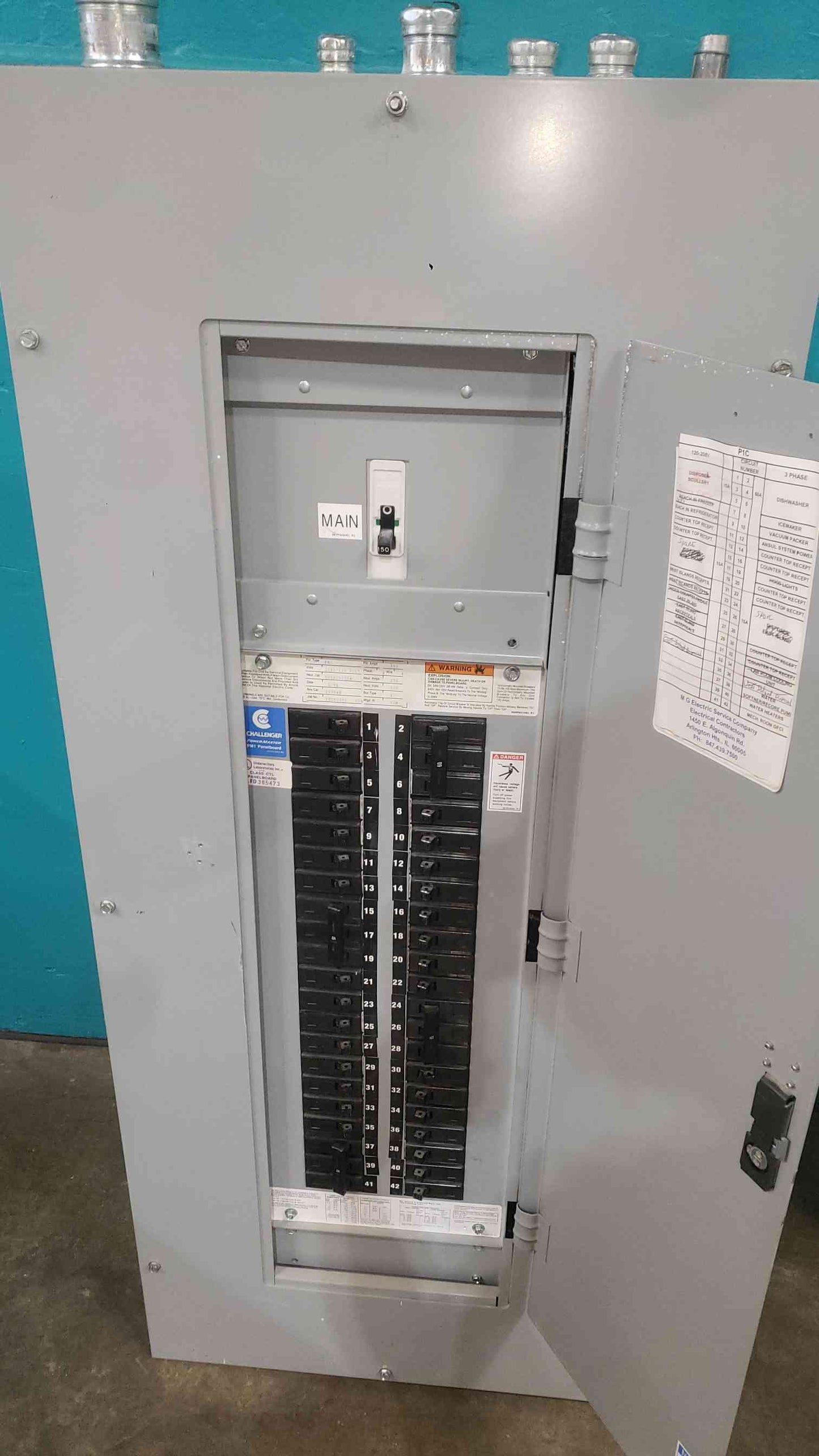 Challenger PowerMaster PM1 150A 208Y/120V 3 Phase Panelboard Loaded CH Breakers