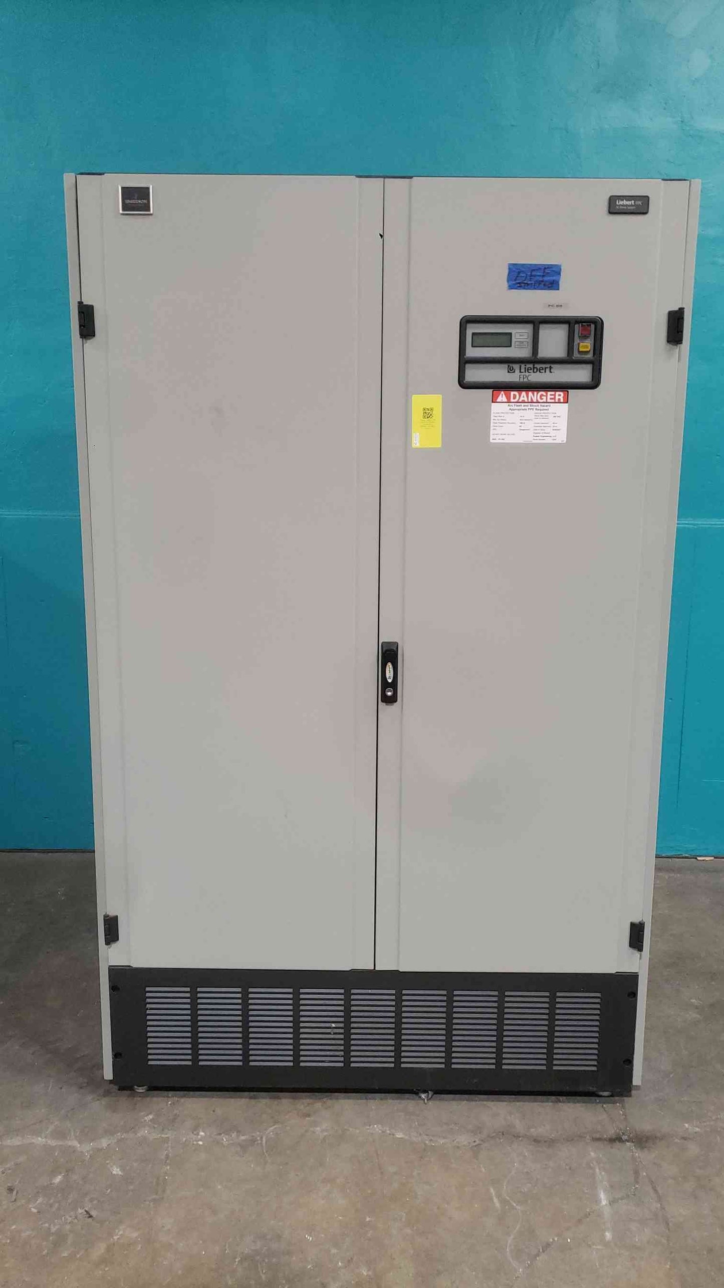 Liebert FPC 150kVA Power Distribution Unit PDU FPA30C150P 480V 208V 120V Square D