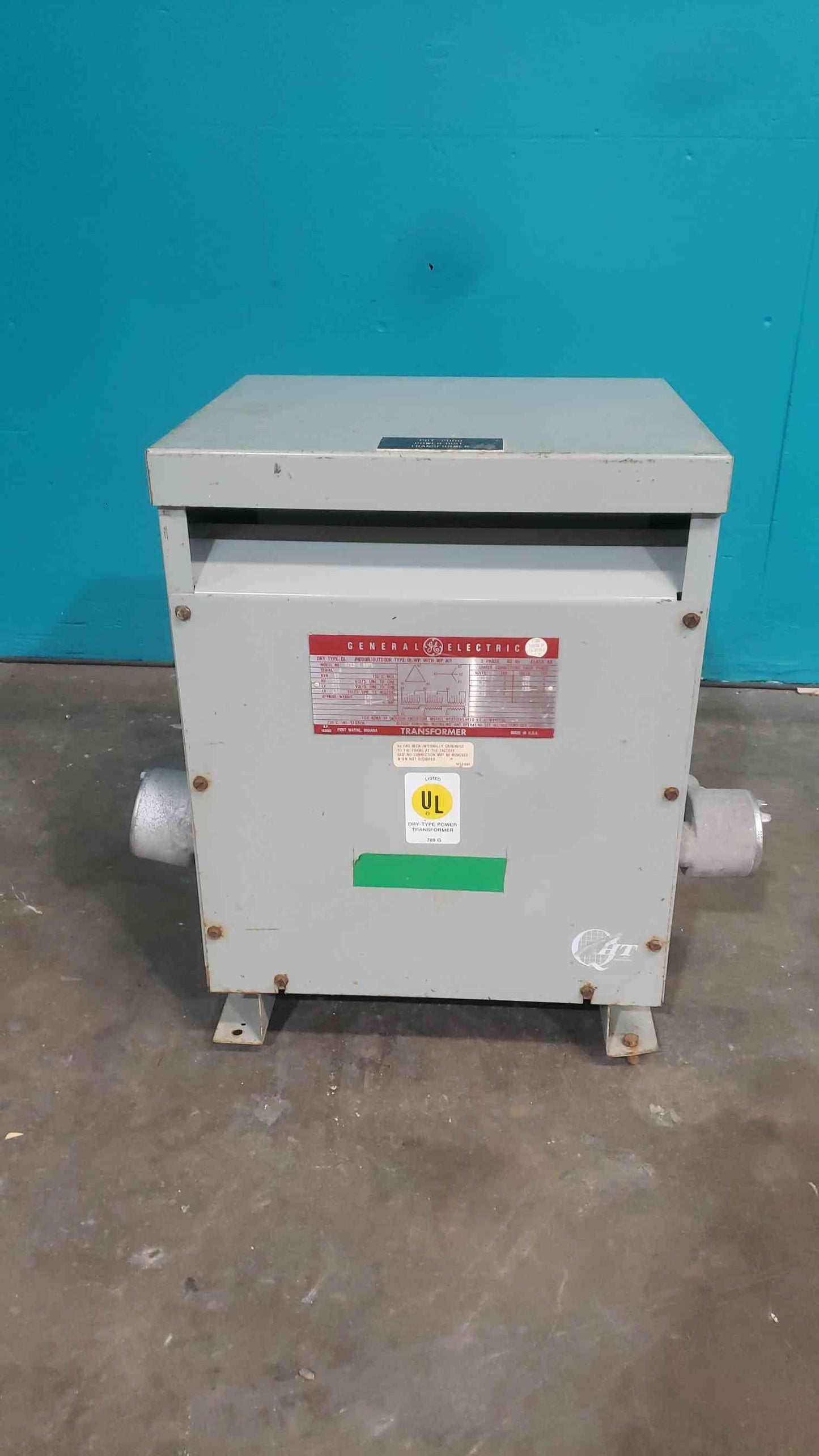GE 9T23B3871 15 KVA 3 Phase Dry Type Transformer 480V to 208Y/120V Type QL