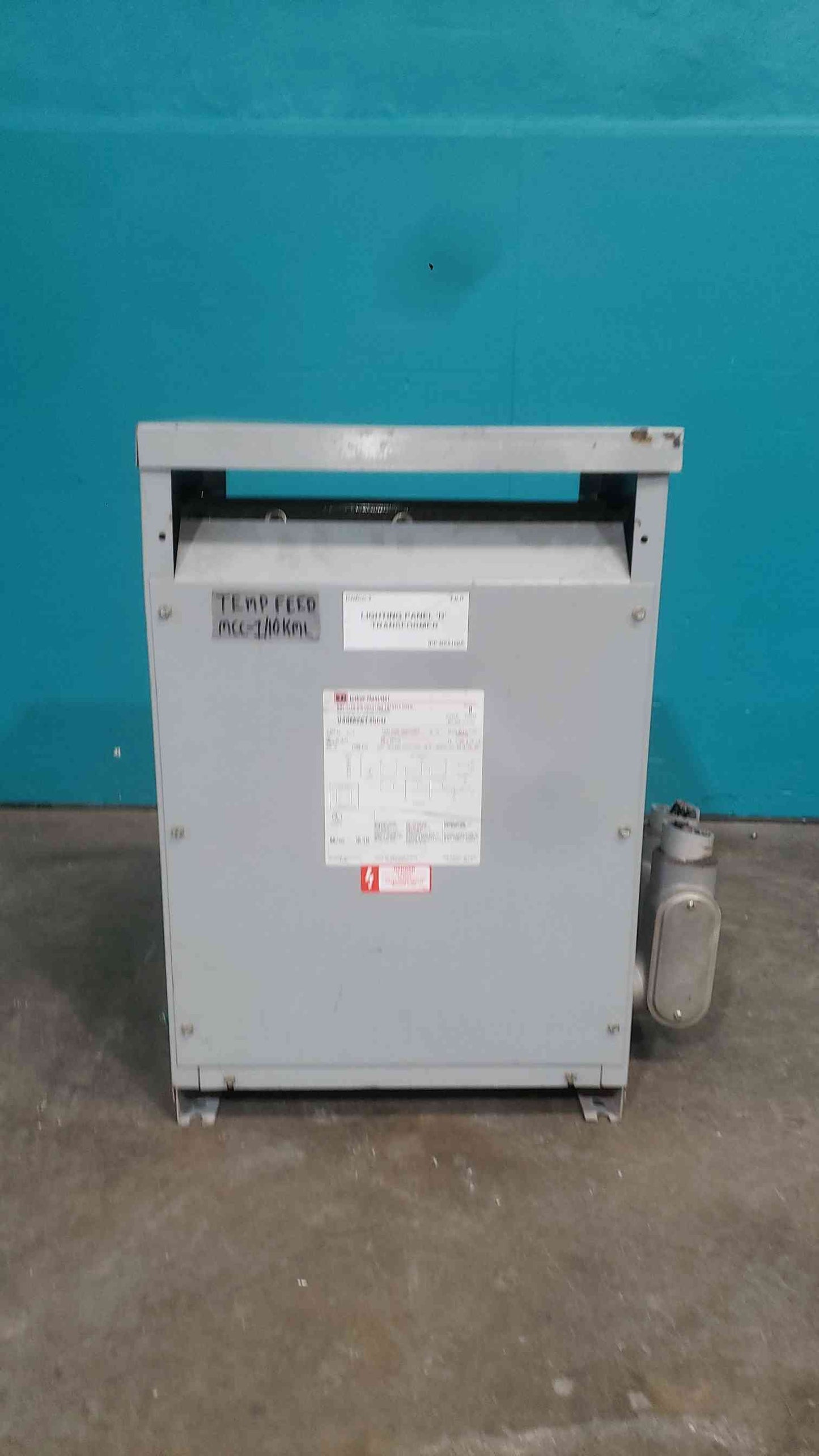 Cutler-Hammer 45KVA 480-208Y/120 3PH Transformer V48M28T45CU (SKU: 113760)