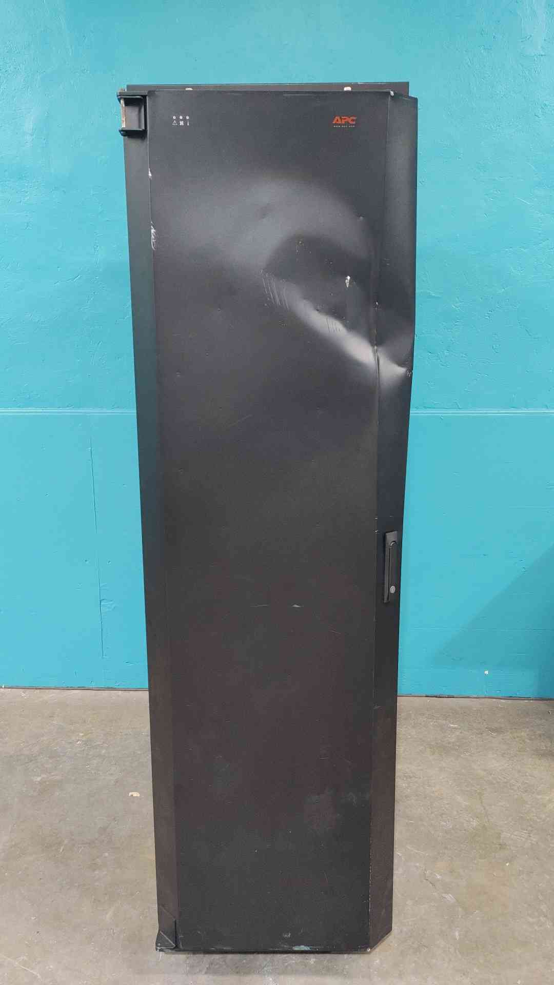 APC ACF102BLK Rack Air Removal Unit 208-230V NetShelter SX Cooling
