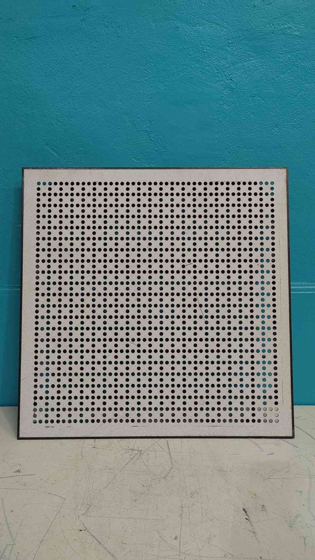 24x24x2.5 Data Center Perforated Access Floor Tile 24x24 Airflow Panel Server Raised Grid